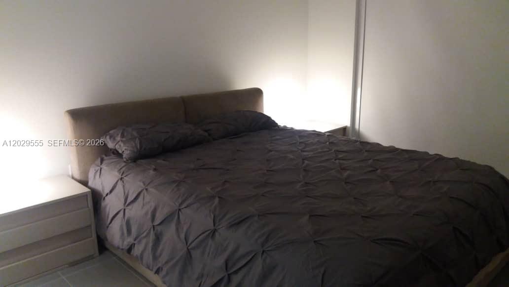 CANVAS CONDO - Residential Lease