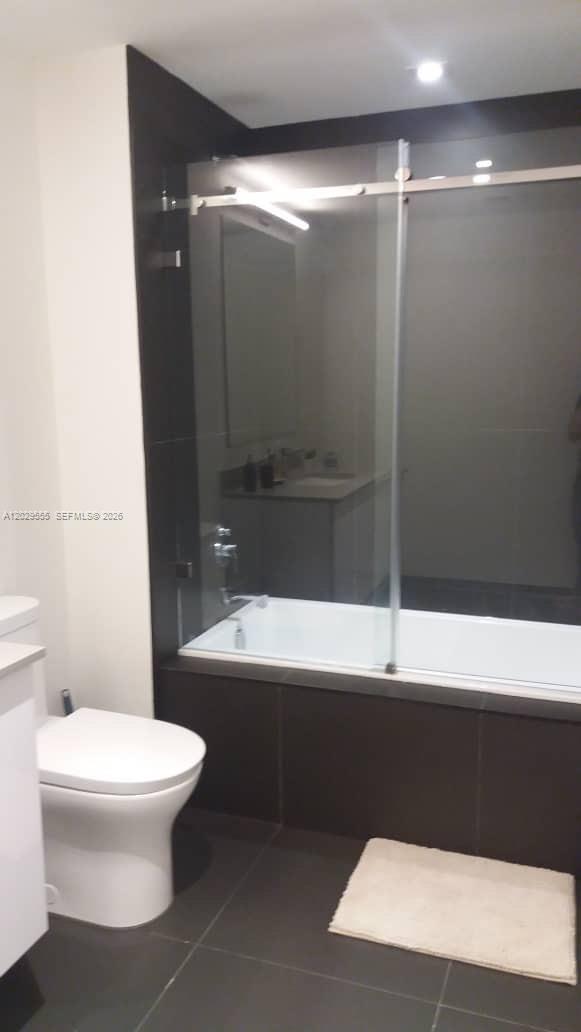 CANVAS CONDO - Residential Lease