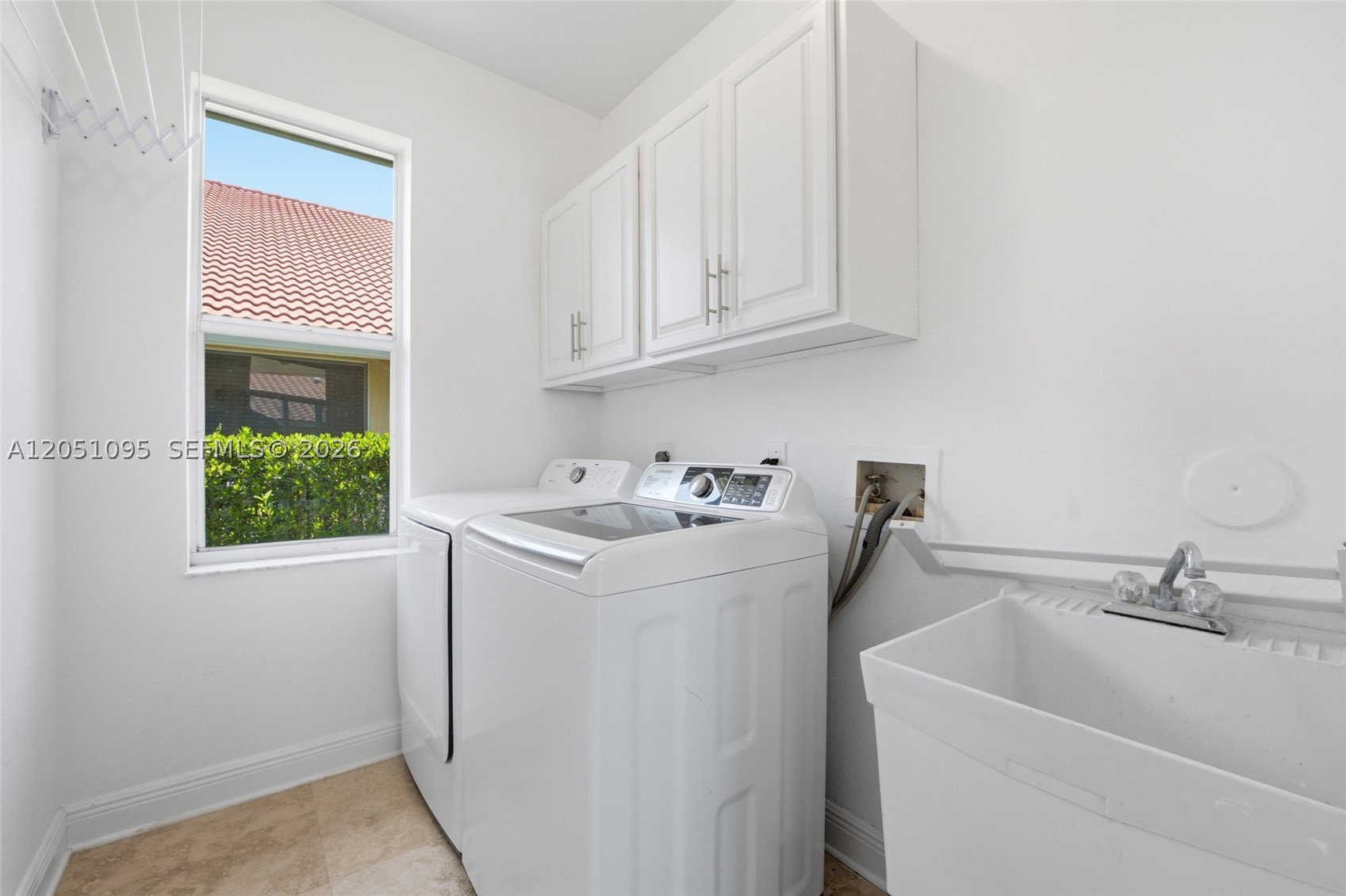 Grand Oaks - Residential