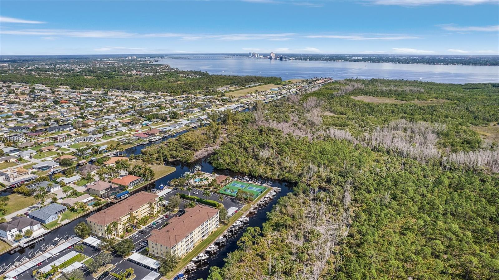 ISLAND COVE OF CAPE CORAL - Residential