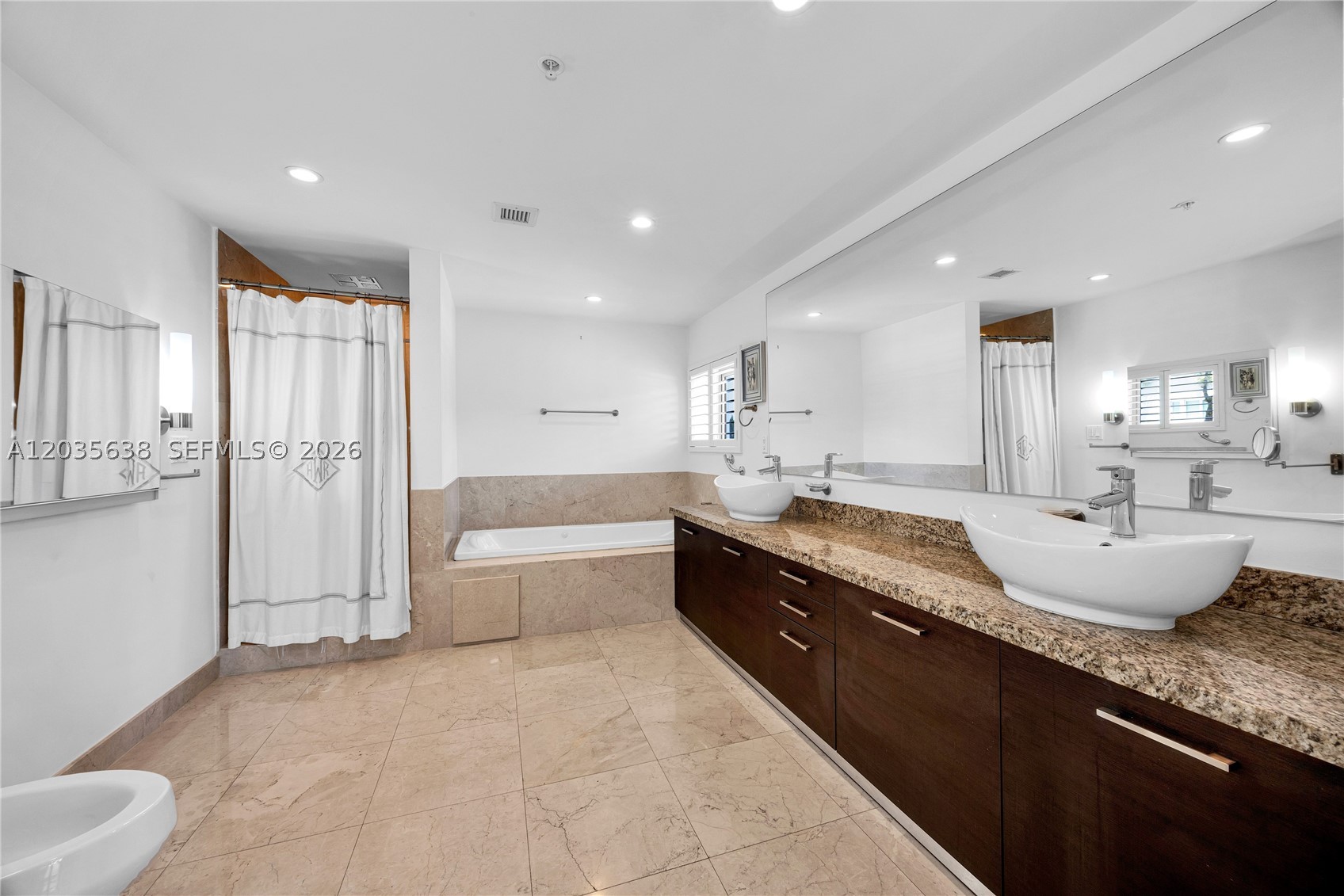 RIVA BAY HARBOR CONDO - Residential