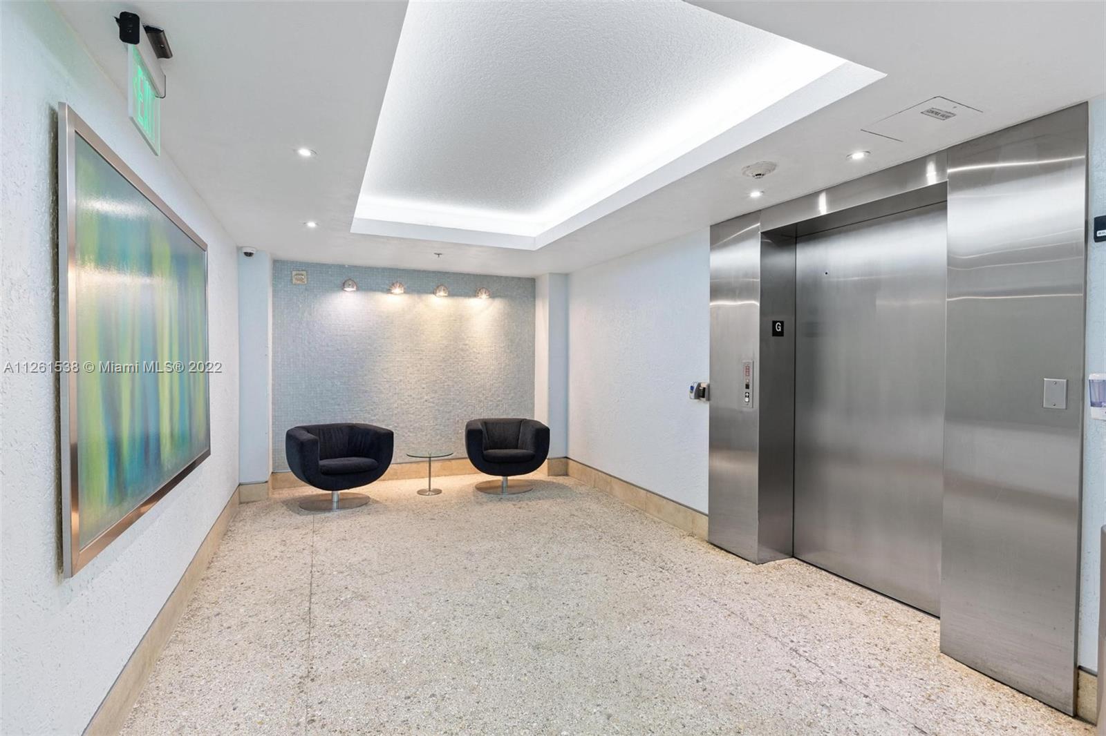 THE COSMOPOLITAN RESIDENC - Residential Lease