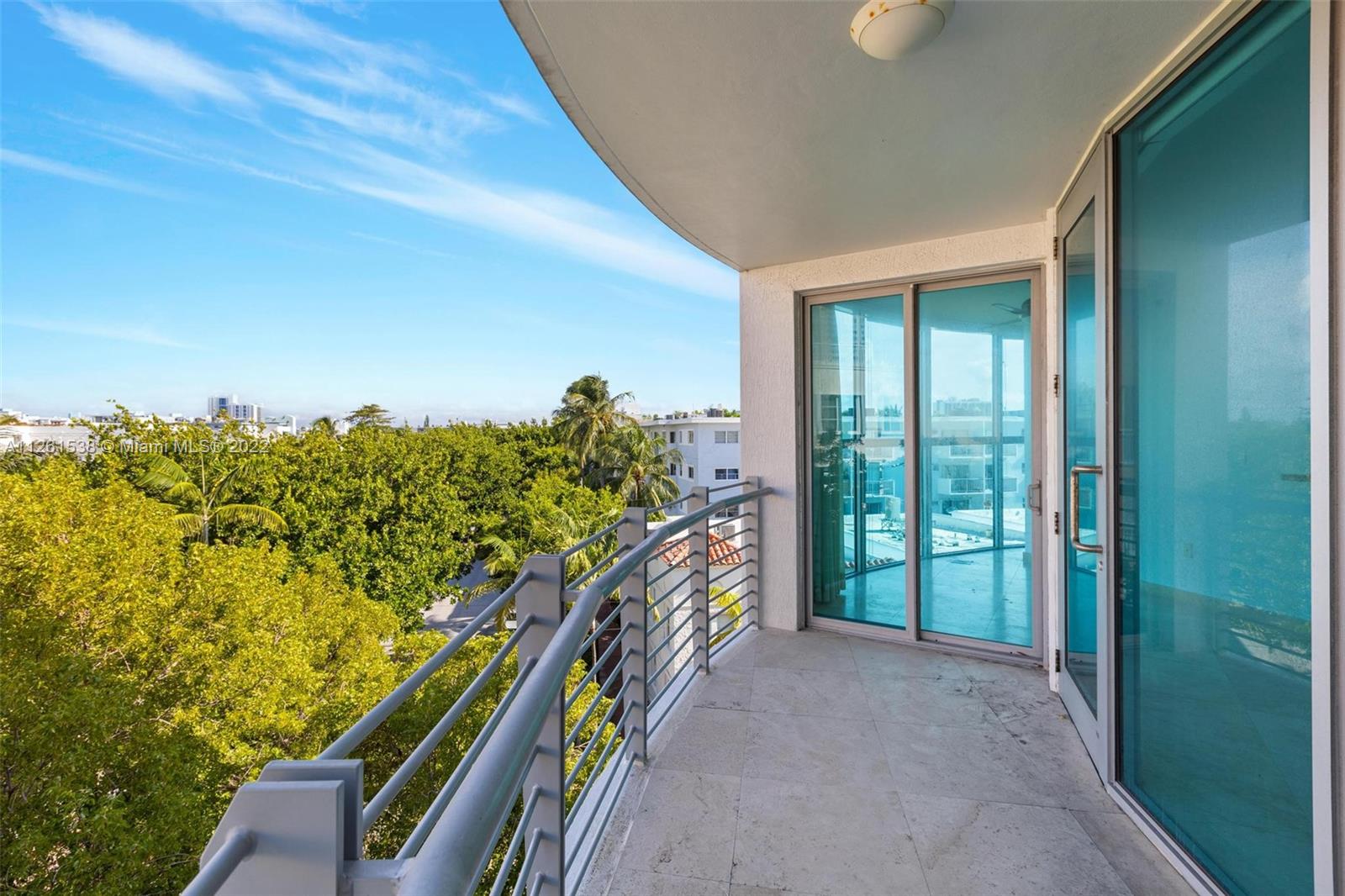 THE COSMOPOLITAN RESIDENC - Residential Lease