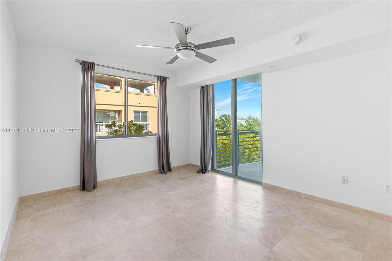 THE COSMOPOLITAN RESIDENC - Residential Lease