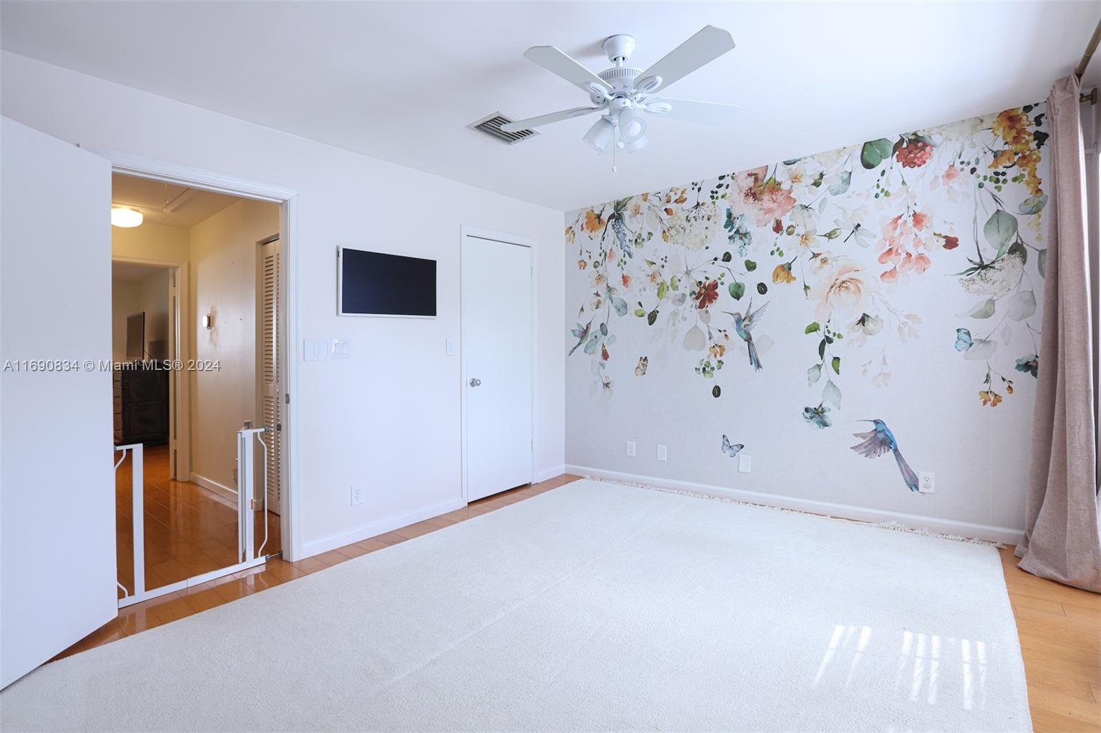 PARKSIDE VILLAS 2 CONDO - Residential