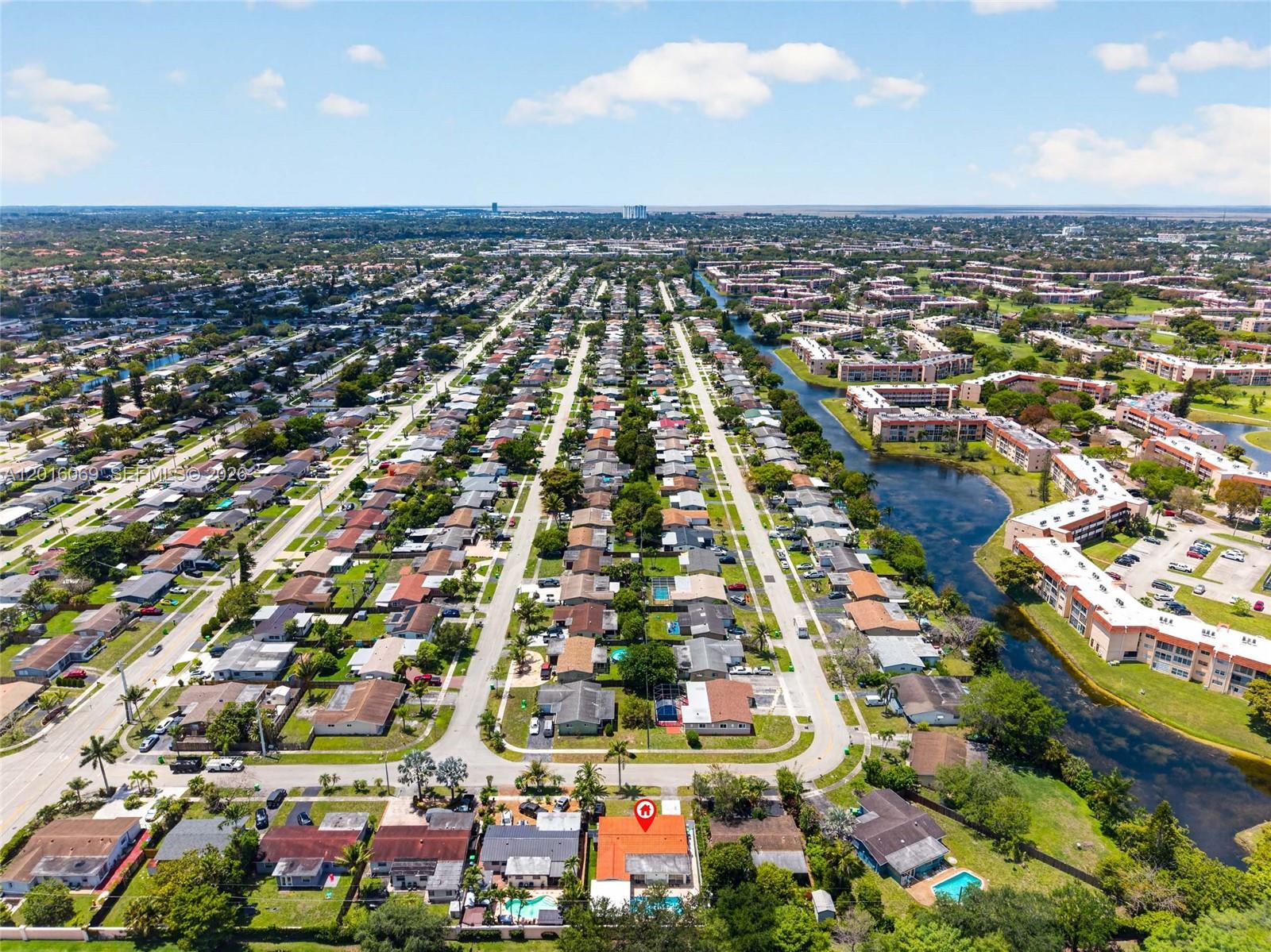 SUNRISE GOLF VILLAGE SEC - Residential