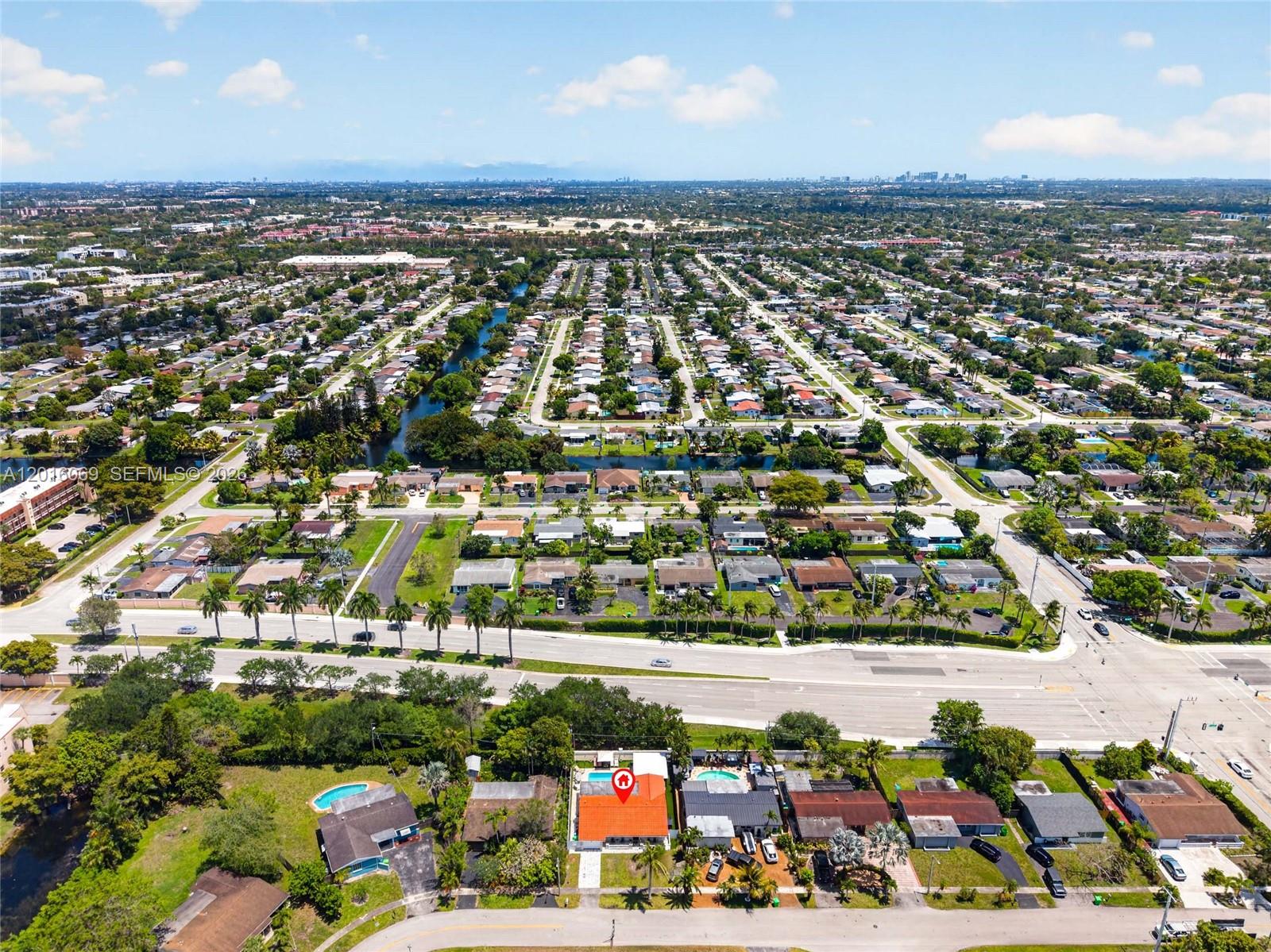 SUNRISE GOLF VILLAGE SEC - Residential