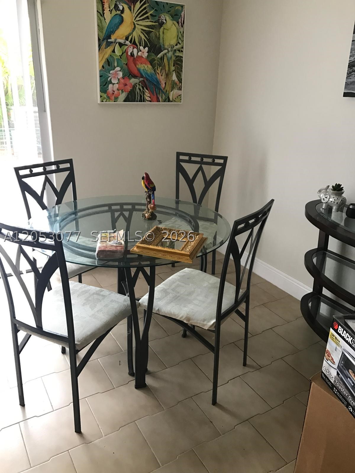 NEW PASEOS CASTELLANOS CO - Residential Lease