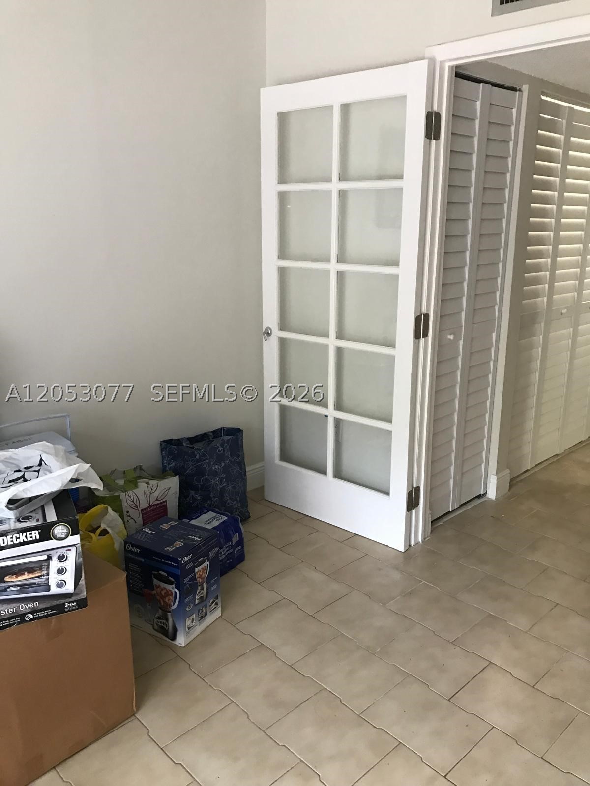 NEW PASEOS CASTELLANOS CO - Residential Lease