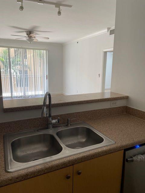 MONTECITO PALM BEACH COND - Residential Lease