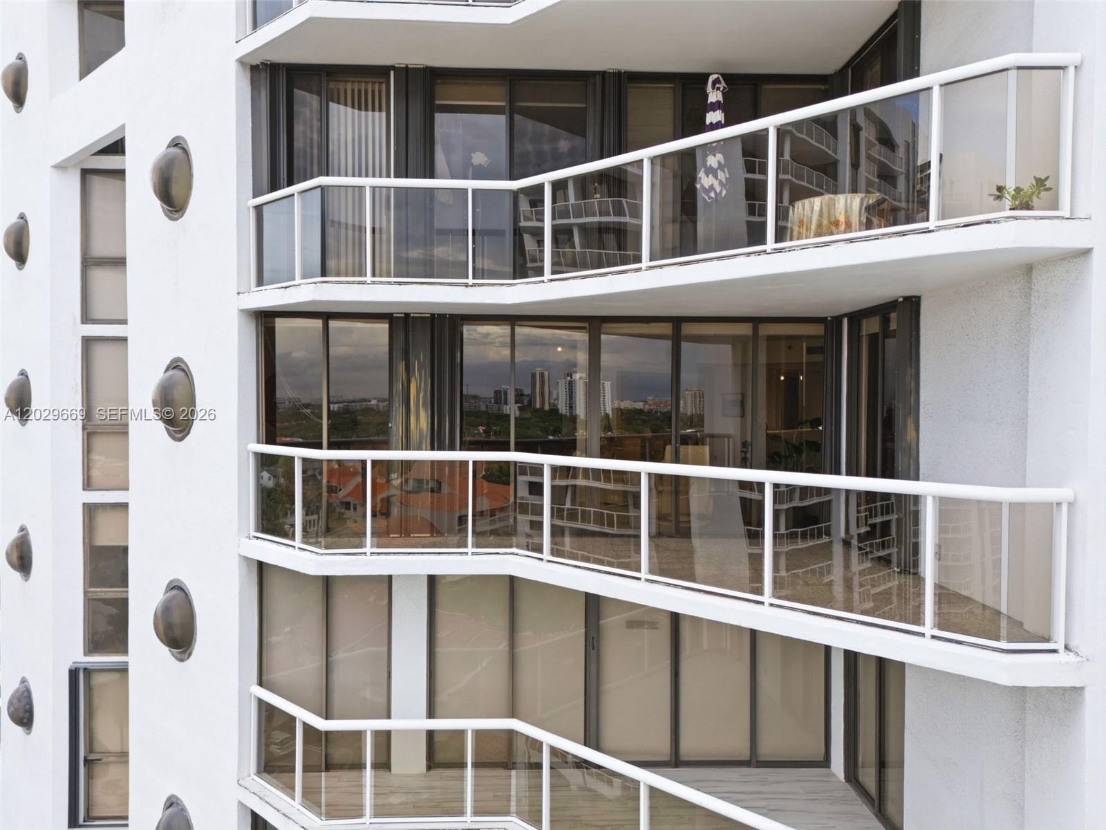 PORTSVIEW @ THE WATERWAYS - Residential