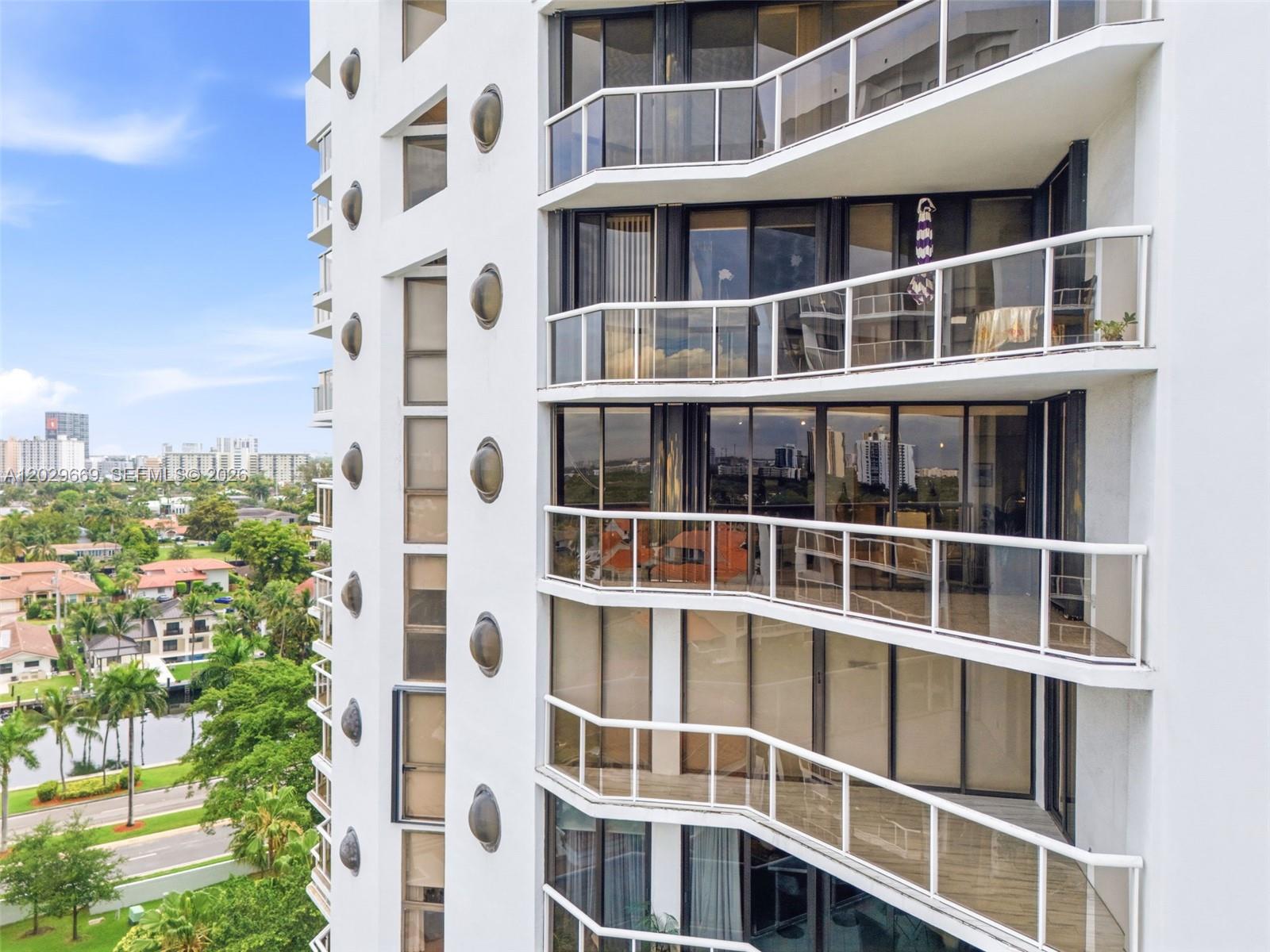 PORTSVIEW @ THE WATERWAYS - Residential