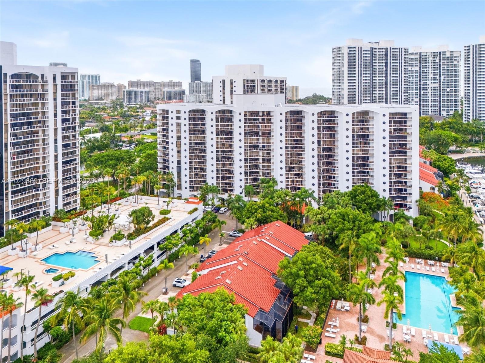 PORTSVIEW @ THE WATERWAYS - Residential