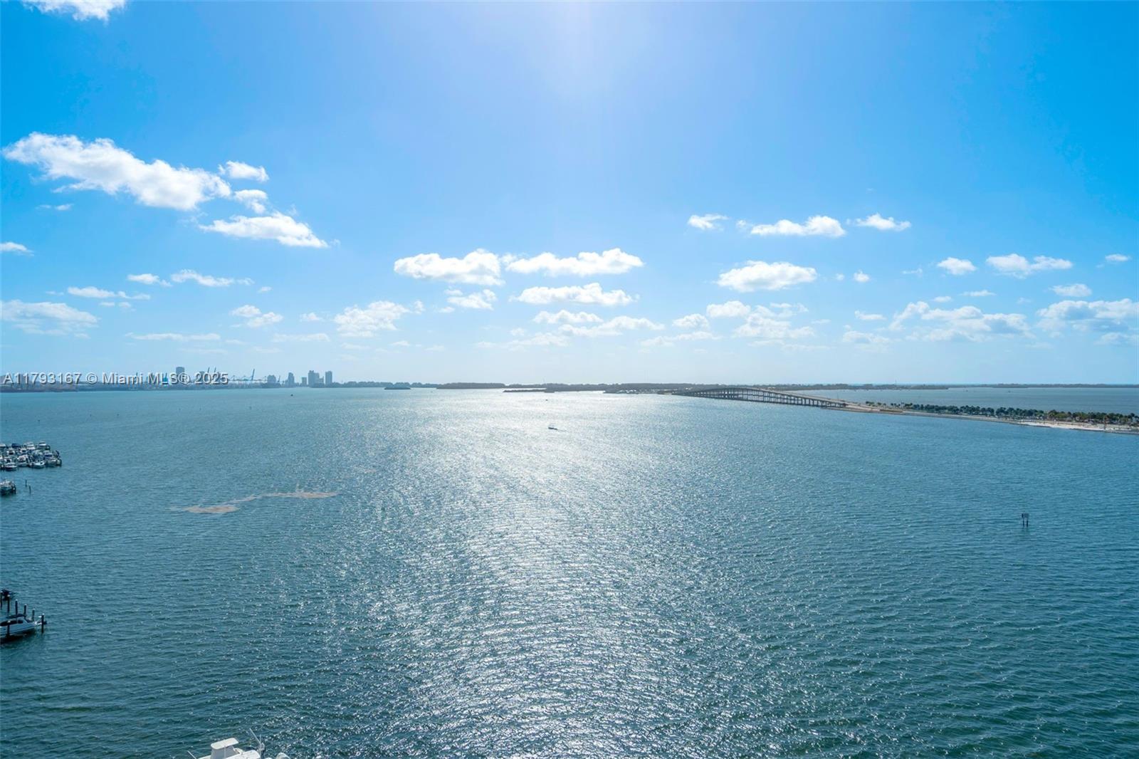 BRICKELL BAY CLUB CONDO - Residential Lease