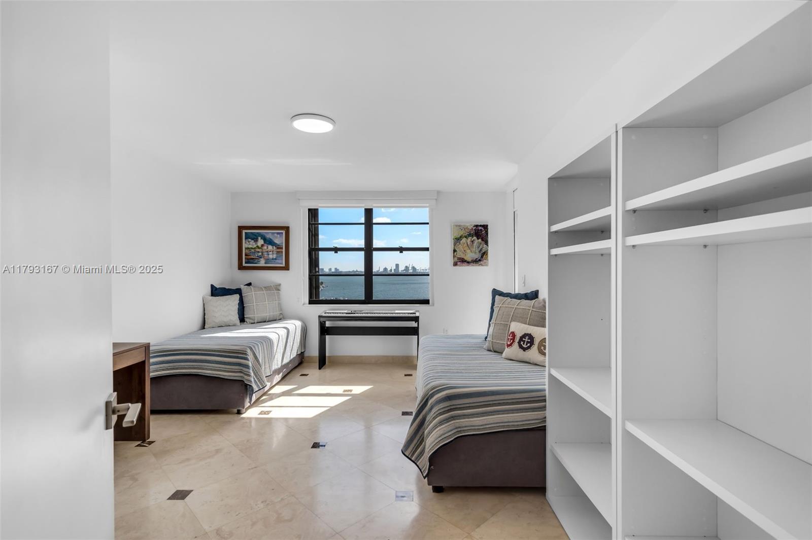 BRICKELL BAY CLUB CONDO - Residential Lease