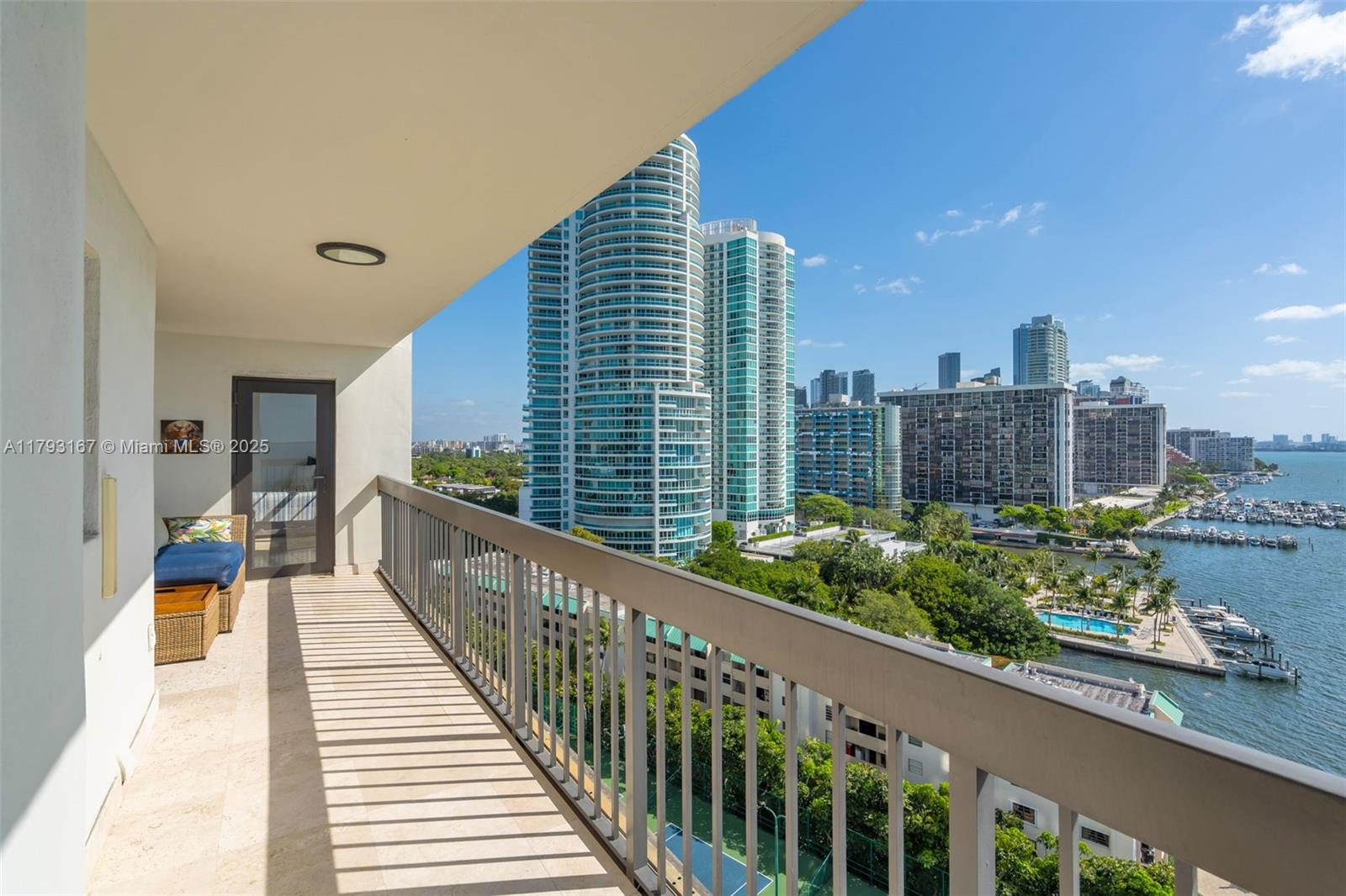 BRICKELL BAY CLUB CONDO - Residential Lease