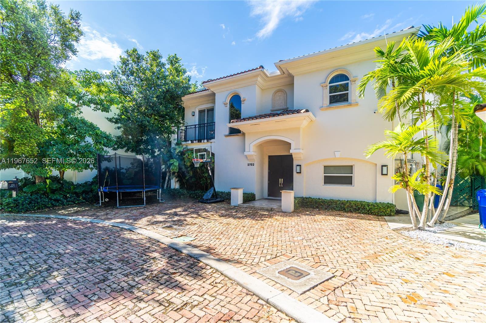 VILLAS DE VIZCAYA - Residential