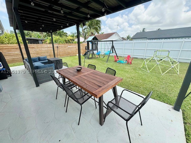 HARTFORD PLACE - Residential Lease