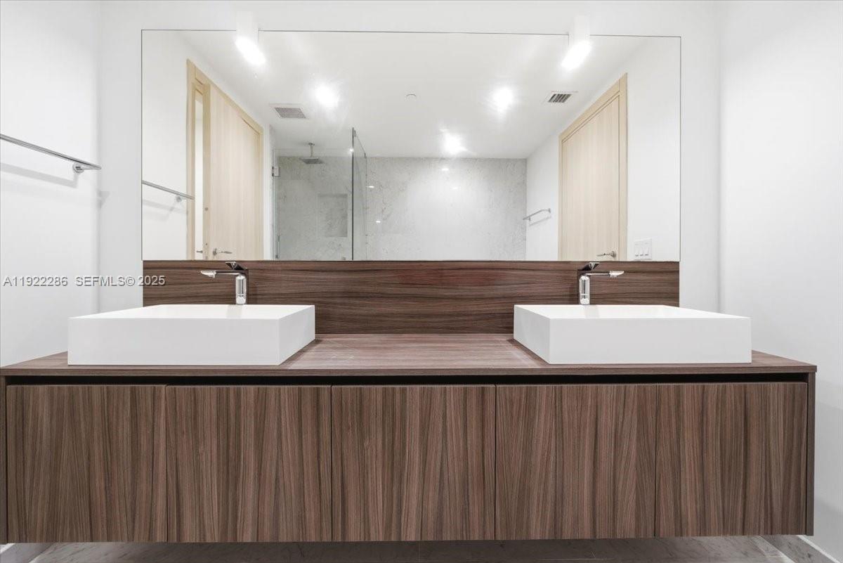 BRICKELL FLATIRON CONDO - Residential