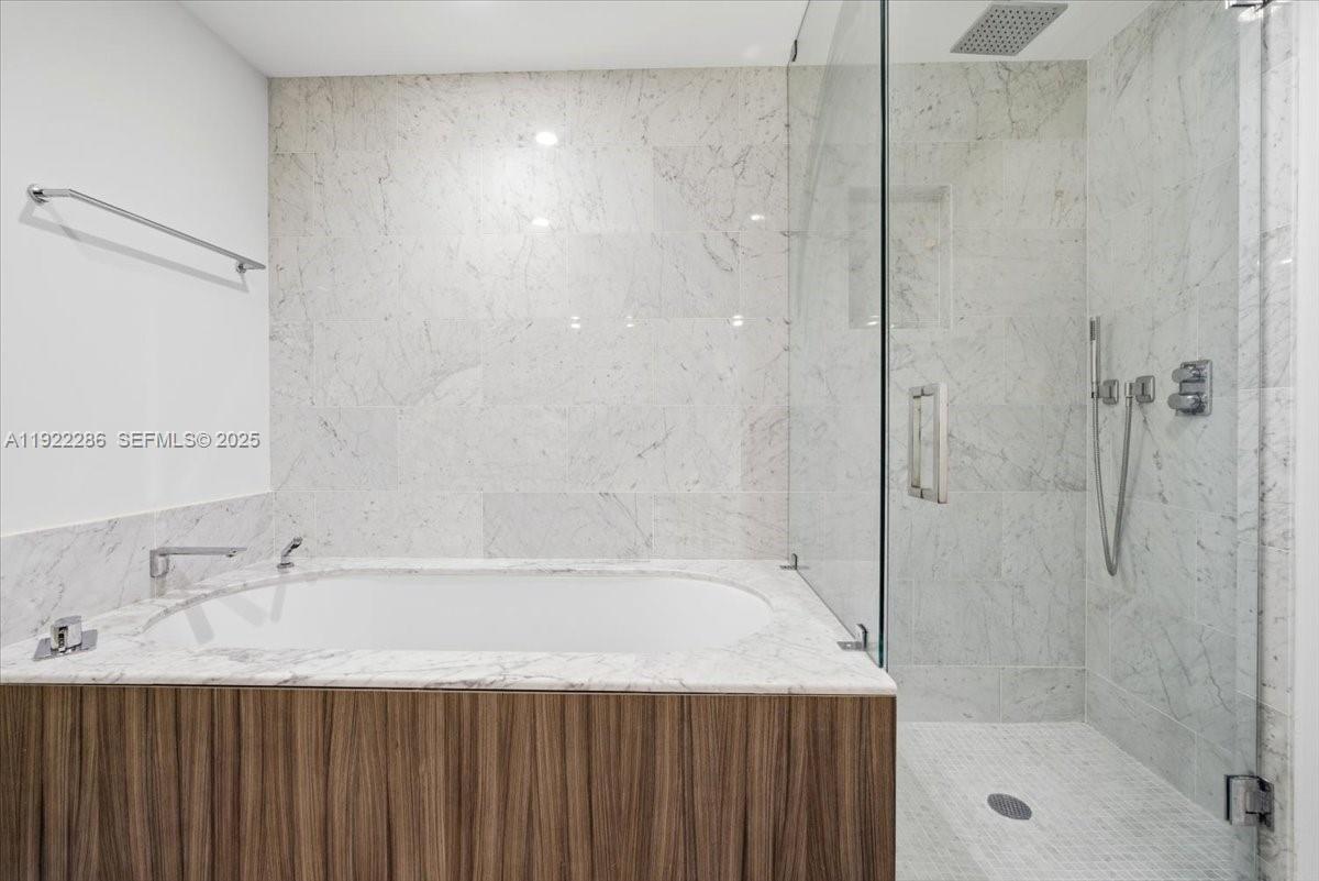 BRICKELL FLATIRON CONDO - Residential