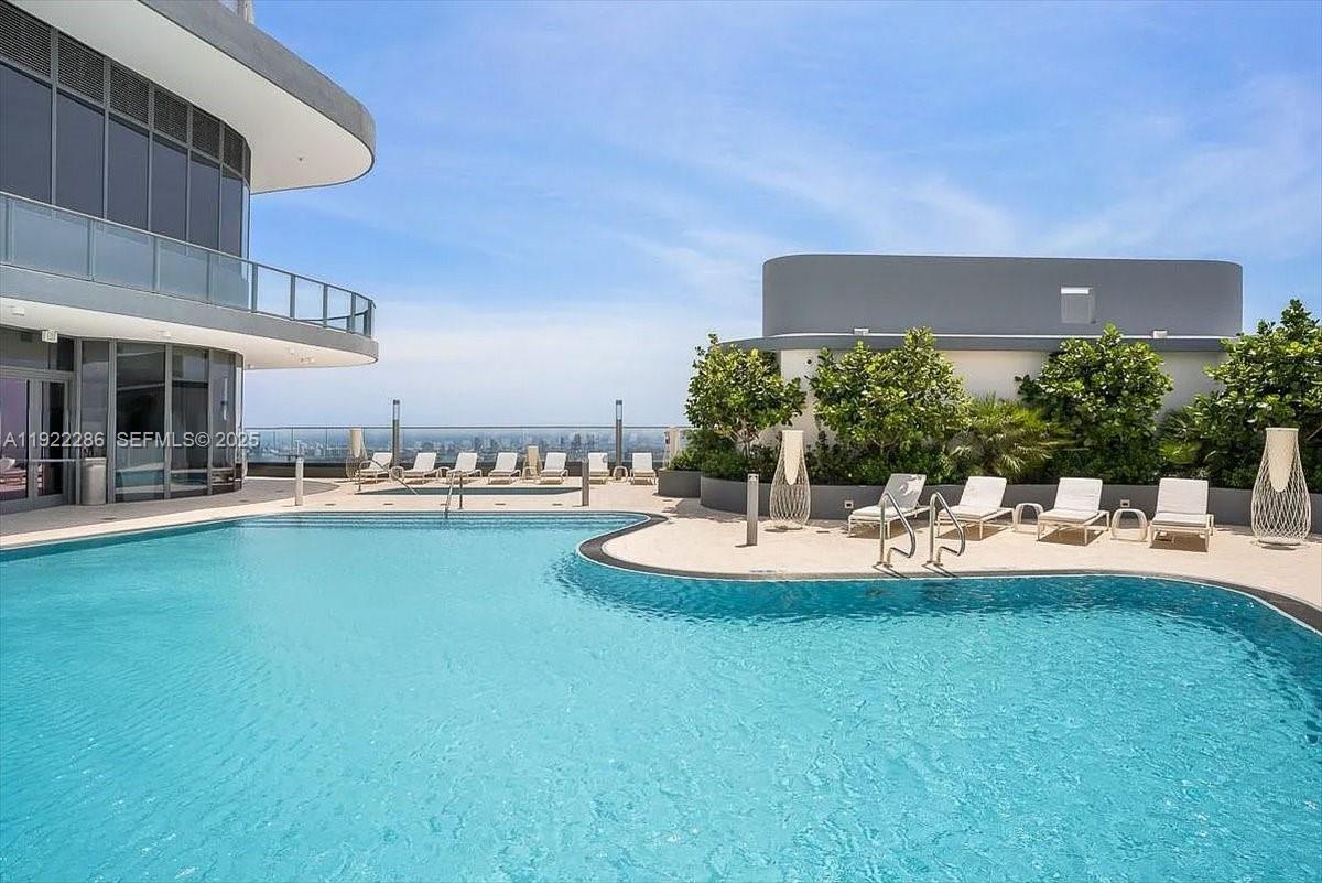 BRICKELL FLATIRON CONDO - Residential