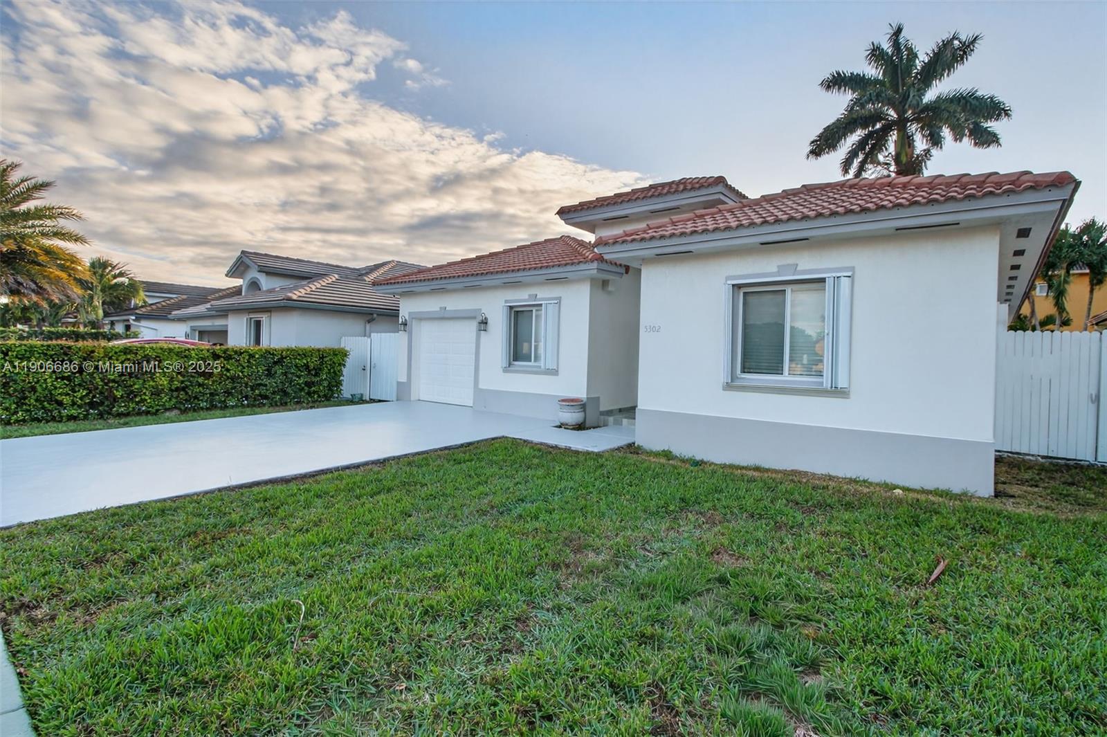JUSTIN GARDENS - Residential
