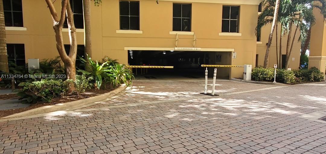 AVENTURA MARINA CONDO NUM - Residential Lease