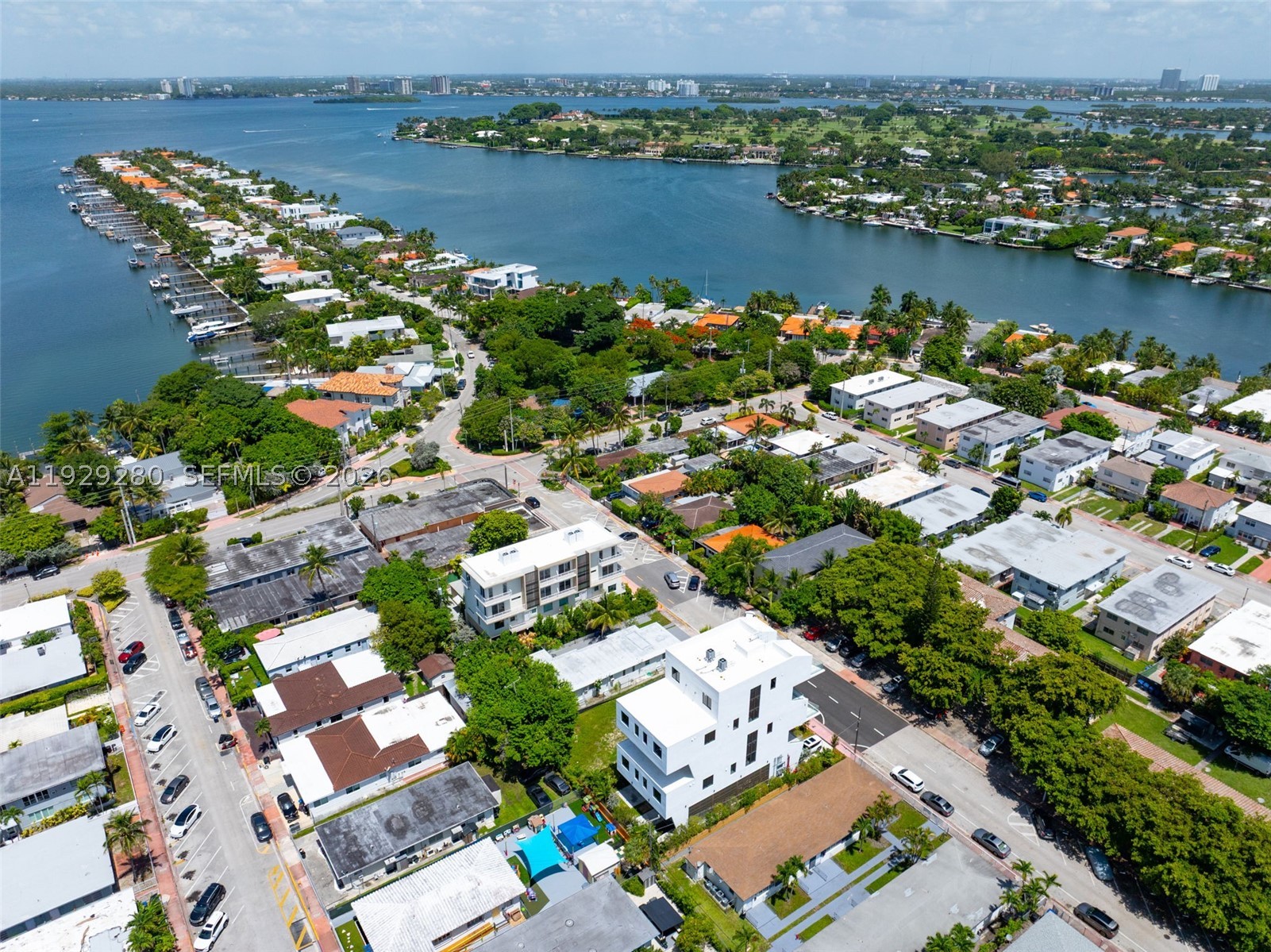 BISCAYNE BCH SUB - Residential