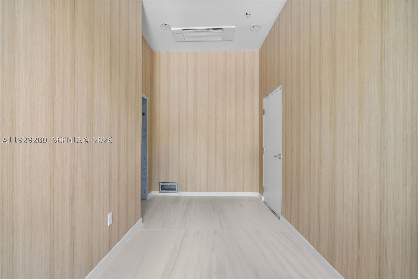 BISCAYNE BCH SUB - Residential