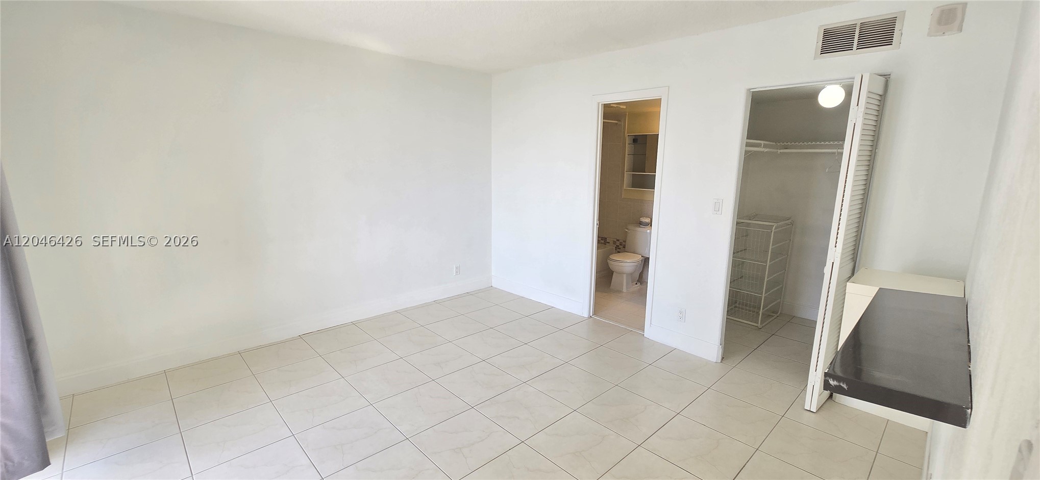 ISLAND SHORES CONDO - Residential Lease