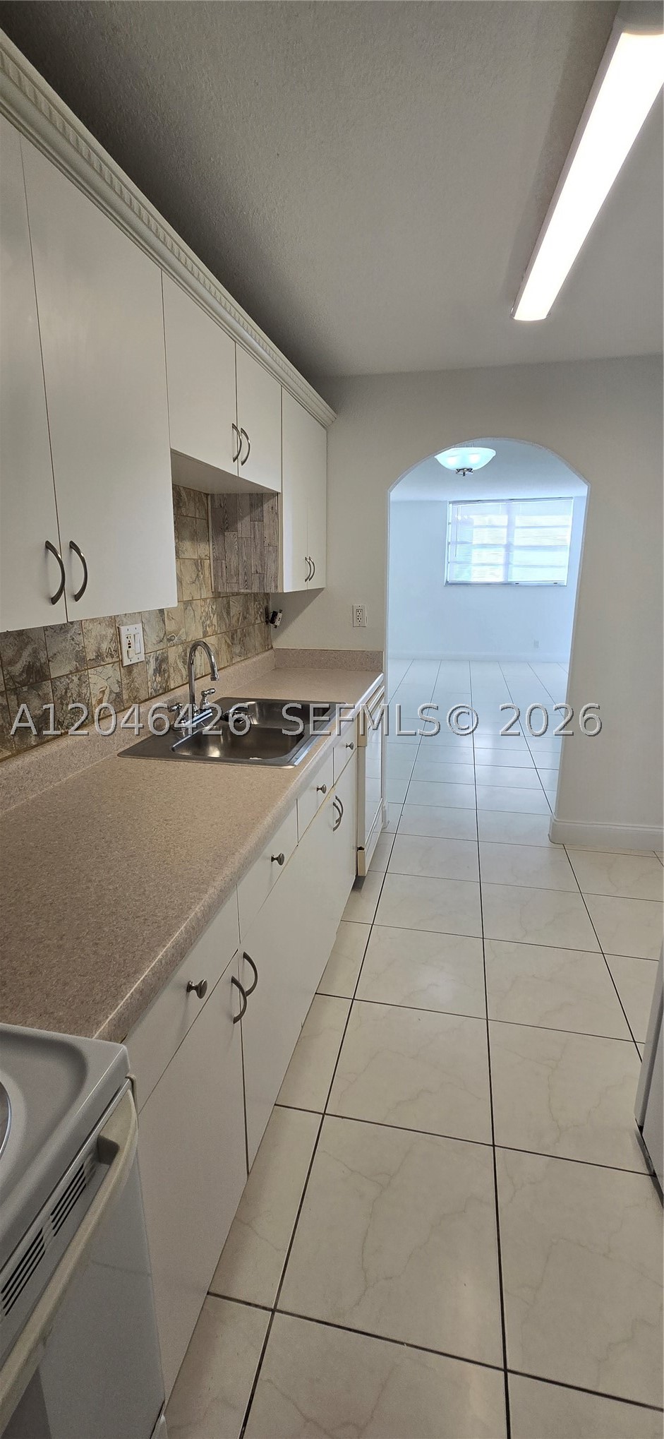ISLAND SHORES CONDO - Residential Lease
