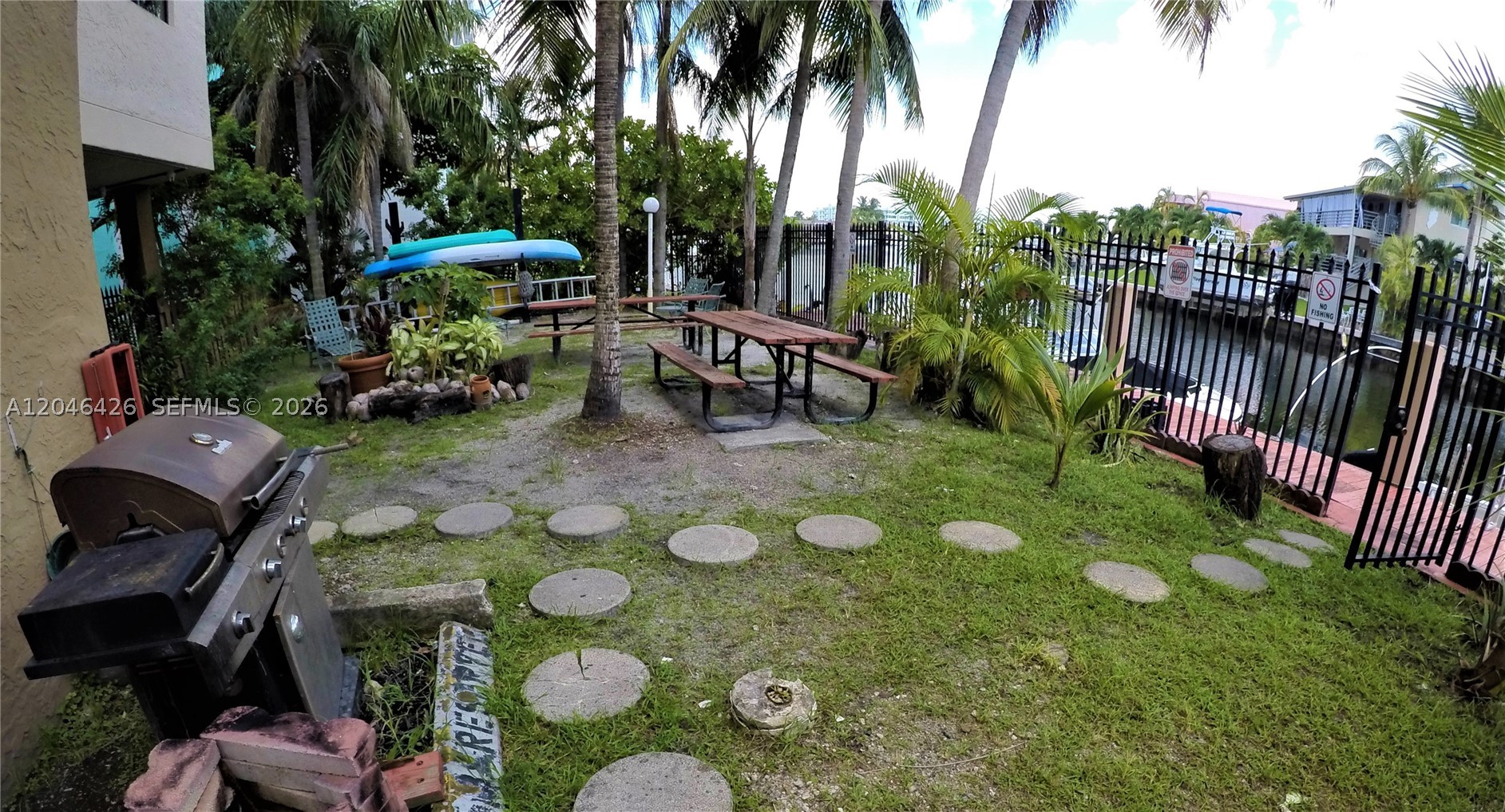ISLAND SHORES CONDO - Residential Lease