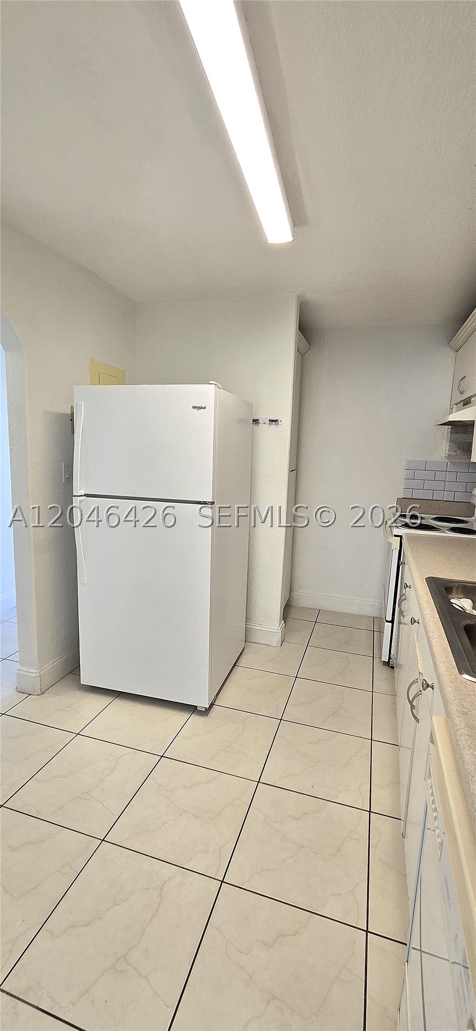ISLAND SHORES CONDO - Residential Lease