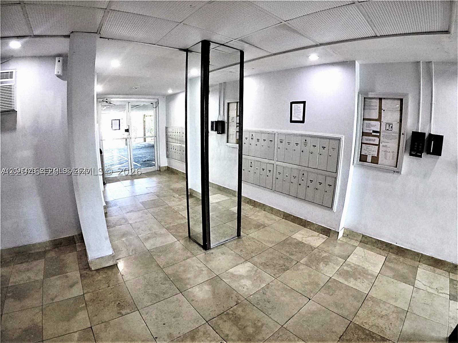 ISLAND SHORES CONDO - Residential Lease