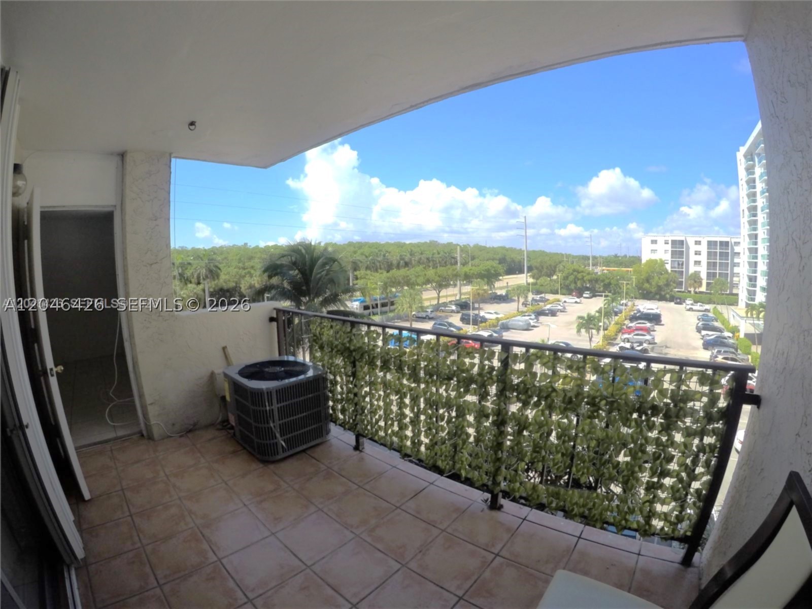 ISLAND SHORES CONDO - Residential Lease
