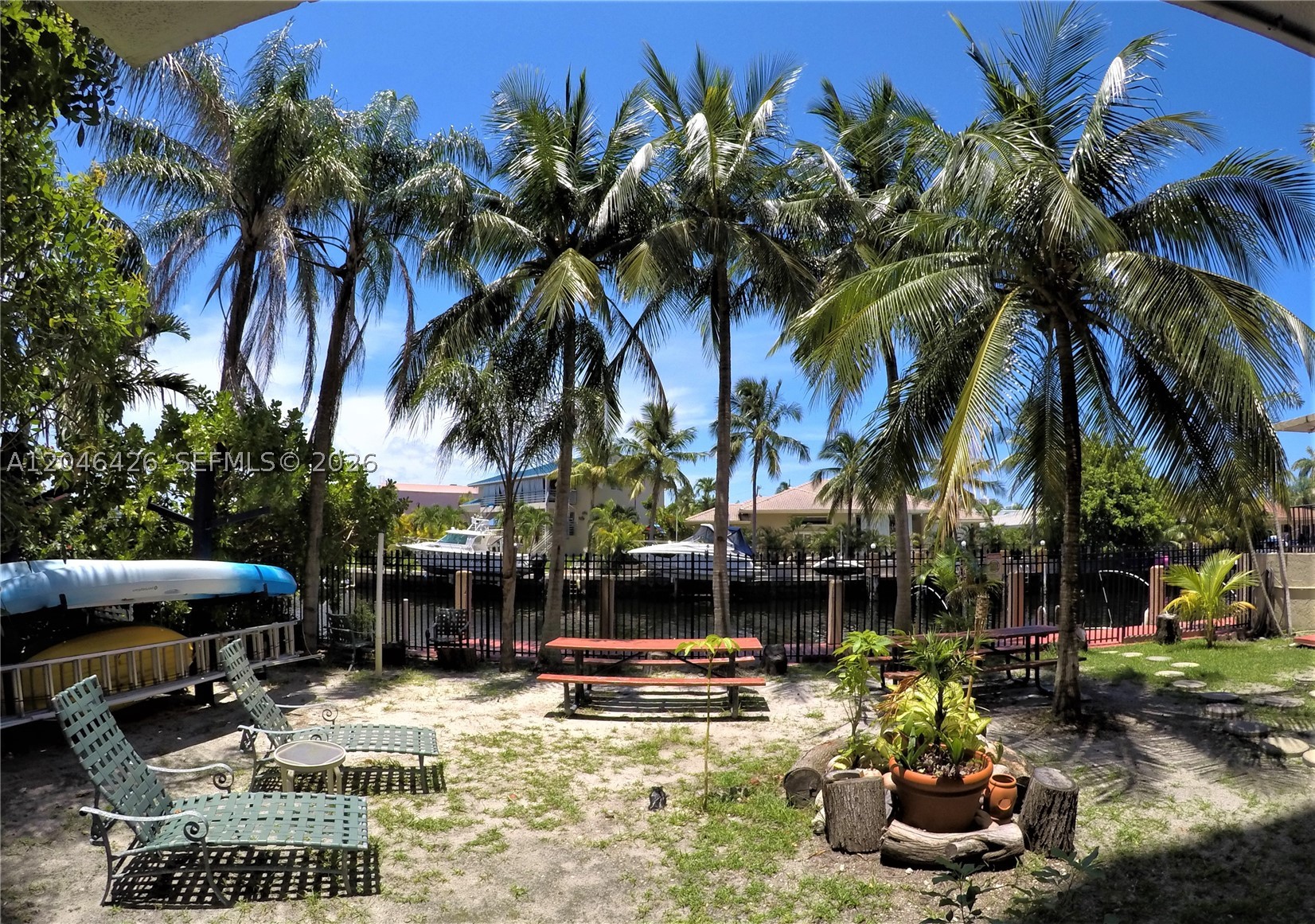 ISLAND SHORES CONDO - Residential Lease