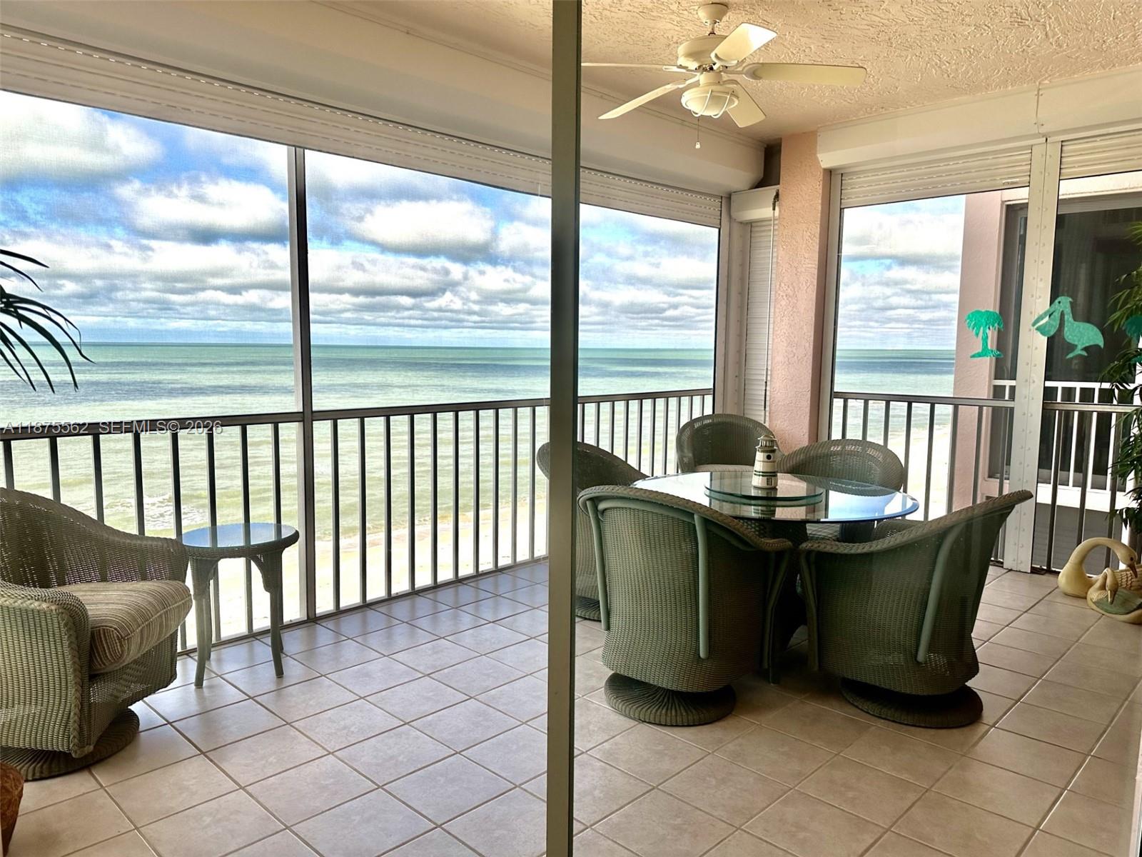 BAREFOOT BEACH CLUB - Residential