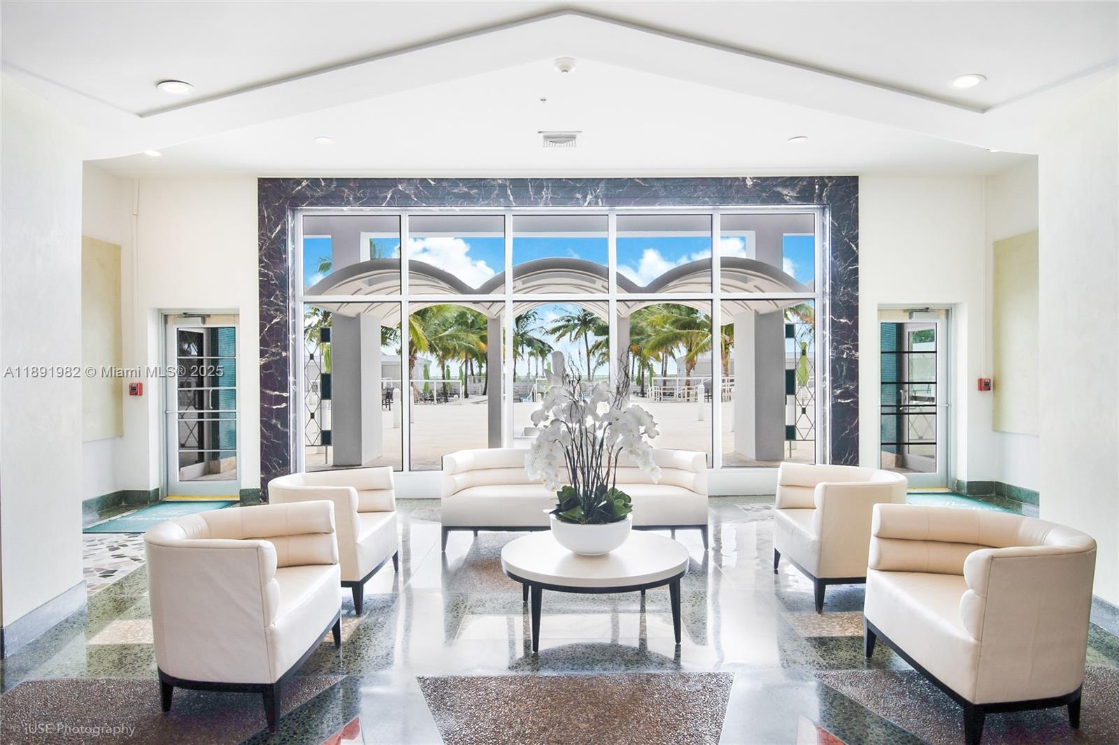 THE EXECUTIVE CONDO - Residential Lease
