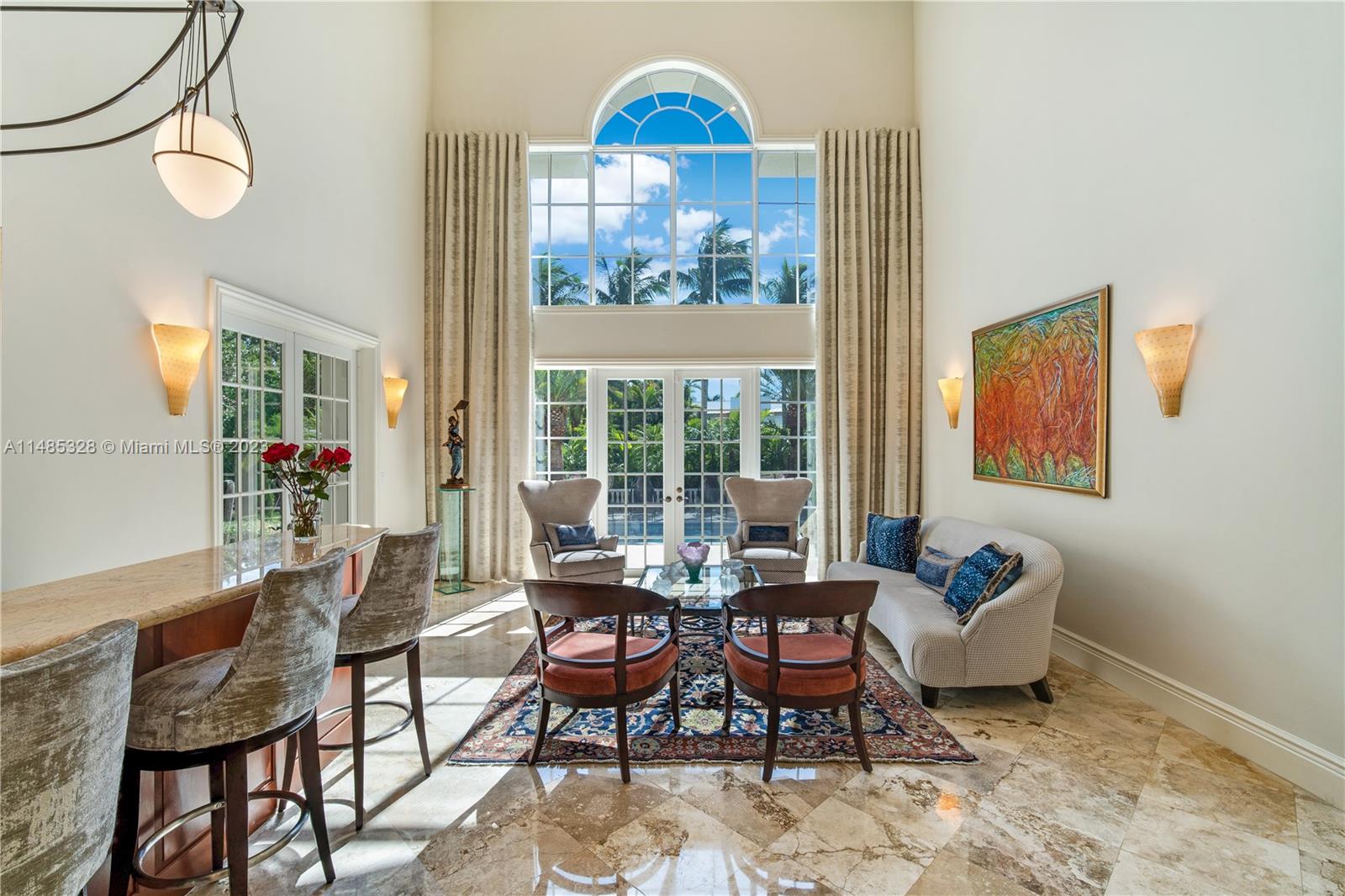 TOWN & RANCH ESTS - Residential