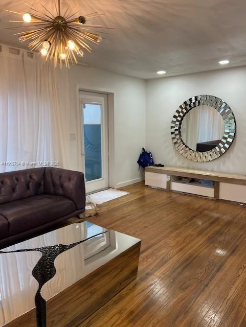 BRENTWOOD REV PL - Residential