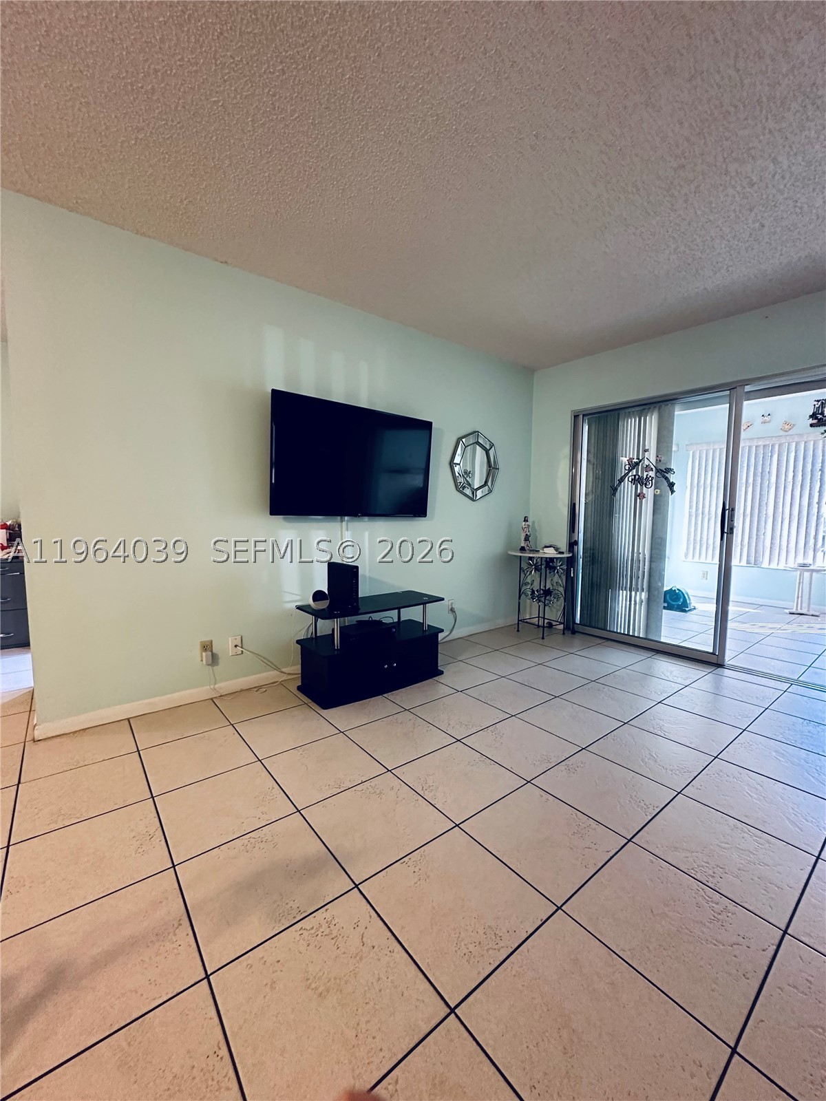 HIGH POINT - Residential