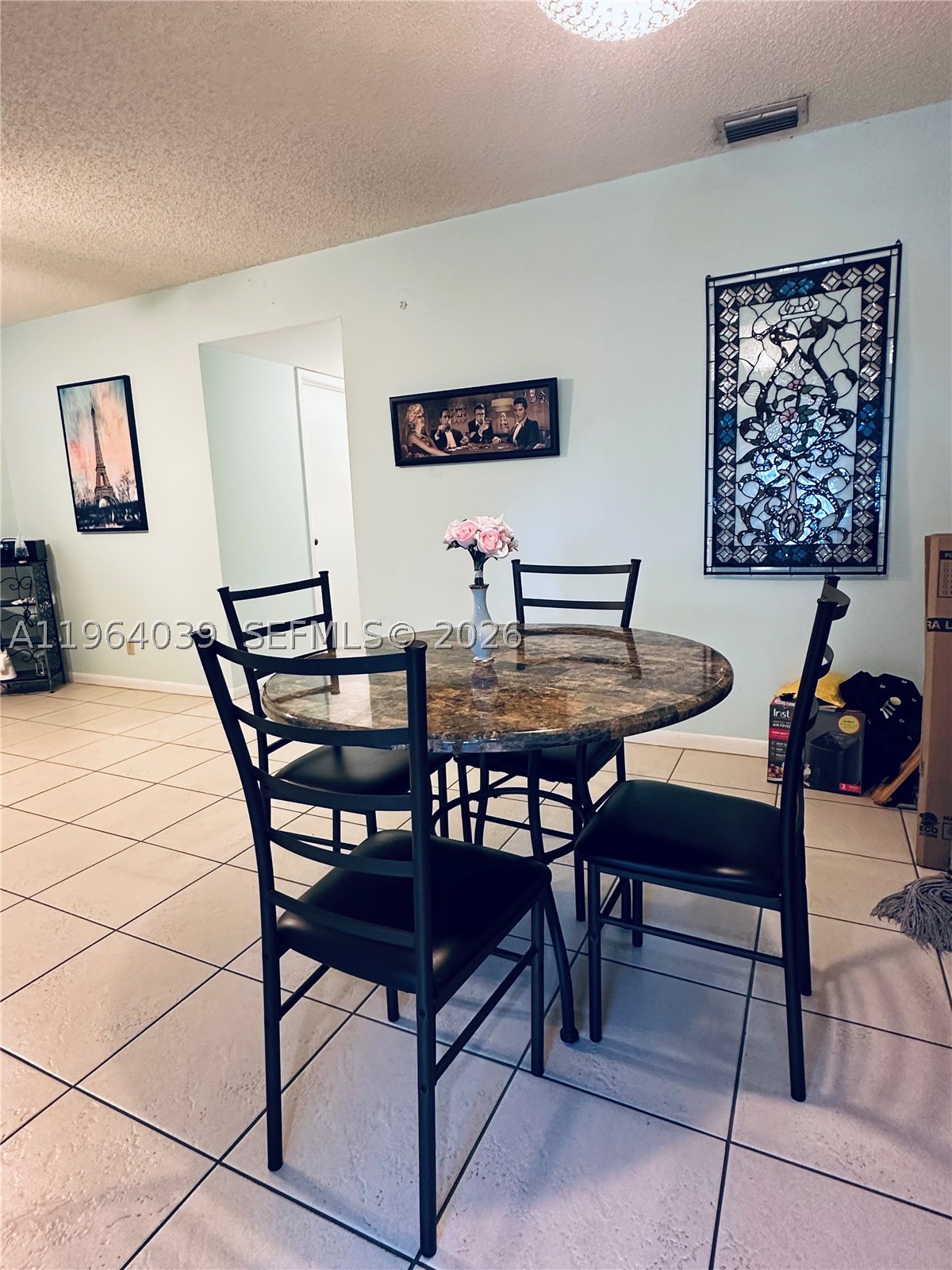 HIGH POINT - Residential