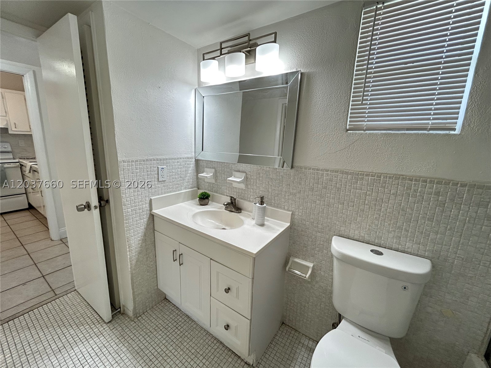 DADELAND PARK CONDO - Residential Lease