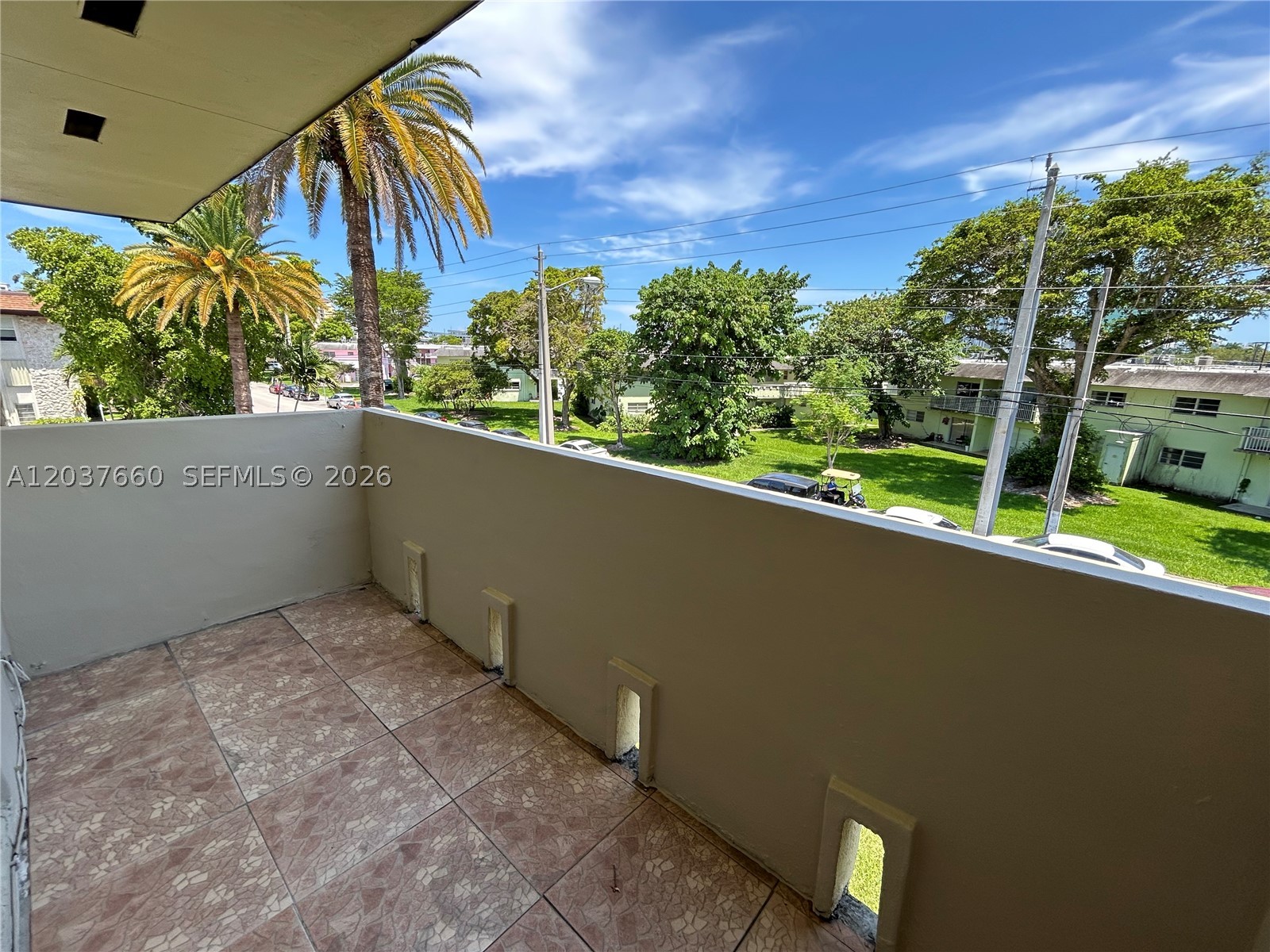 DADELAND PARK CONDO - Residential Lease