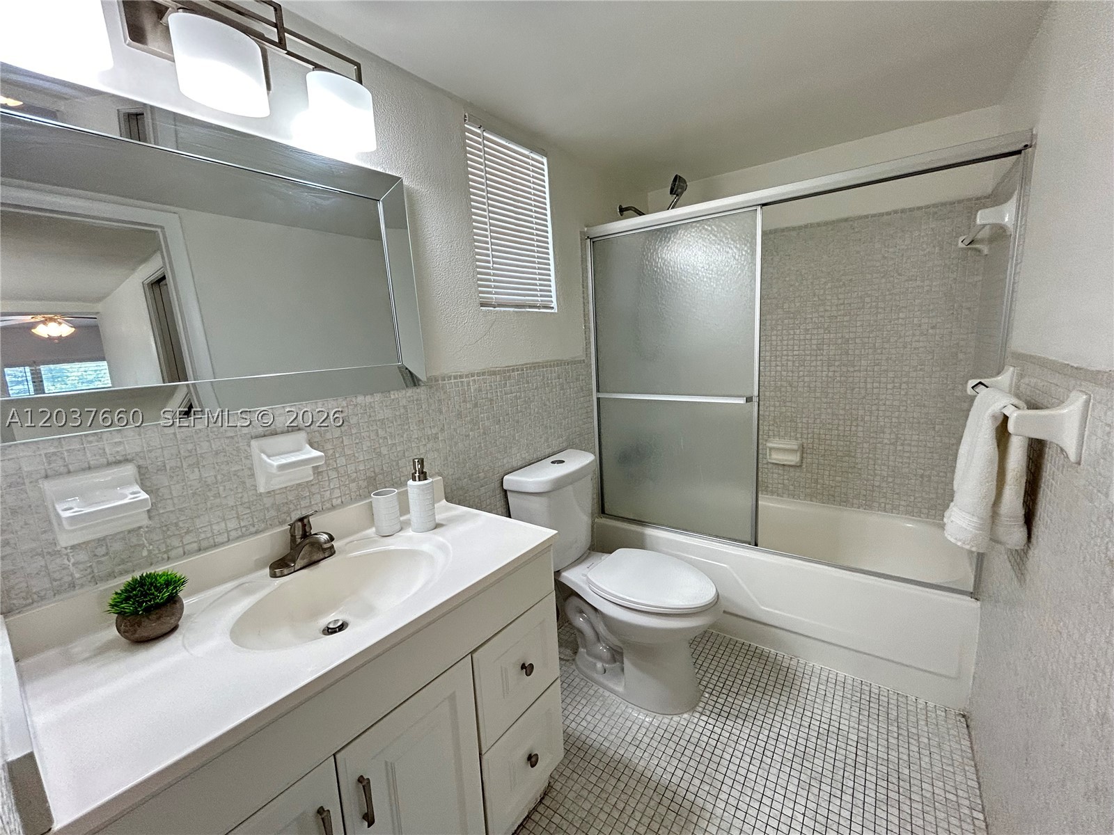 DADELAND PARK CONDO - Residential Lease
