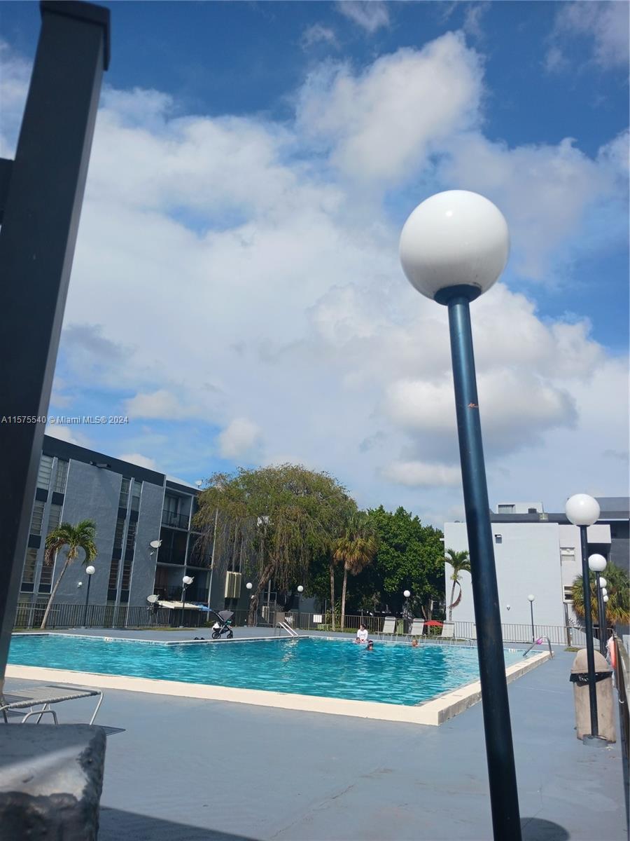 THE GREENS CONDO - Residential Lease