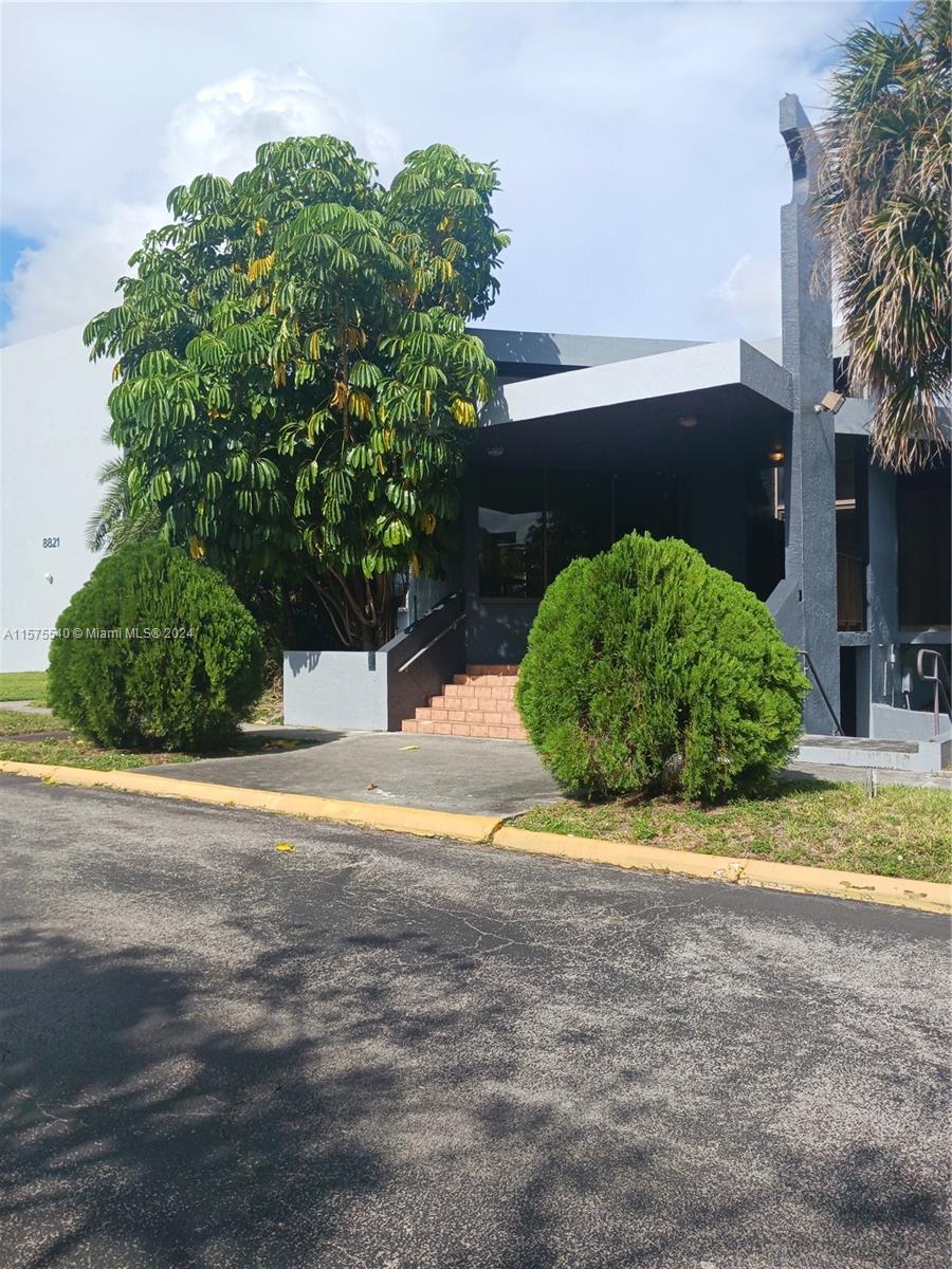 THE GREENS CONDO - Residential Lease