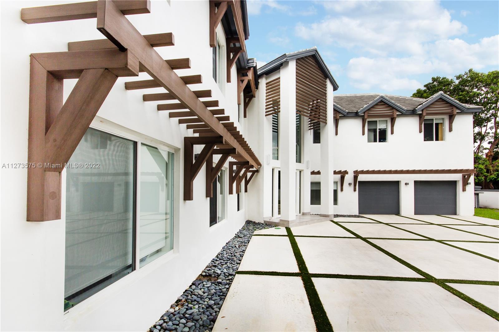 AMEND PLAT OF A PORT DORA - Residential