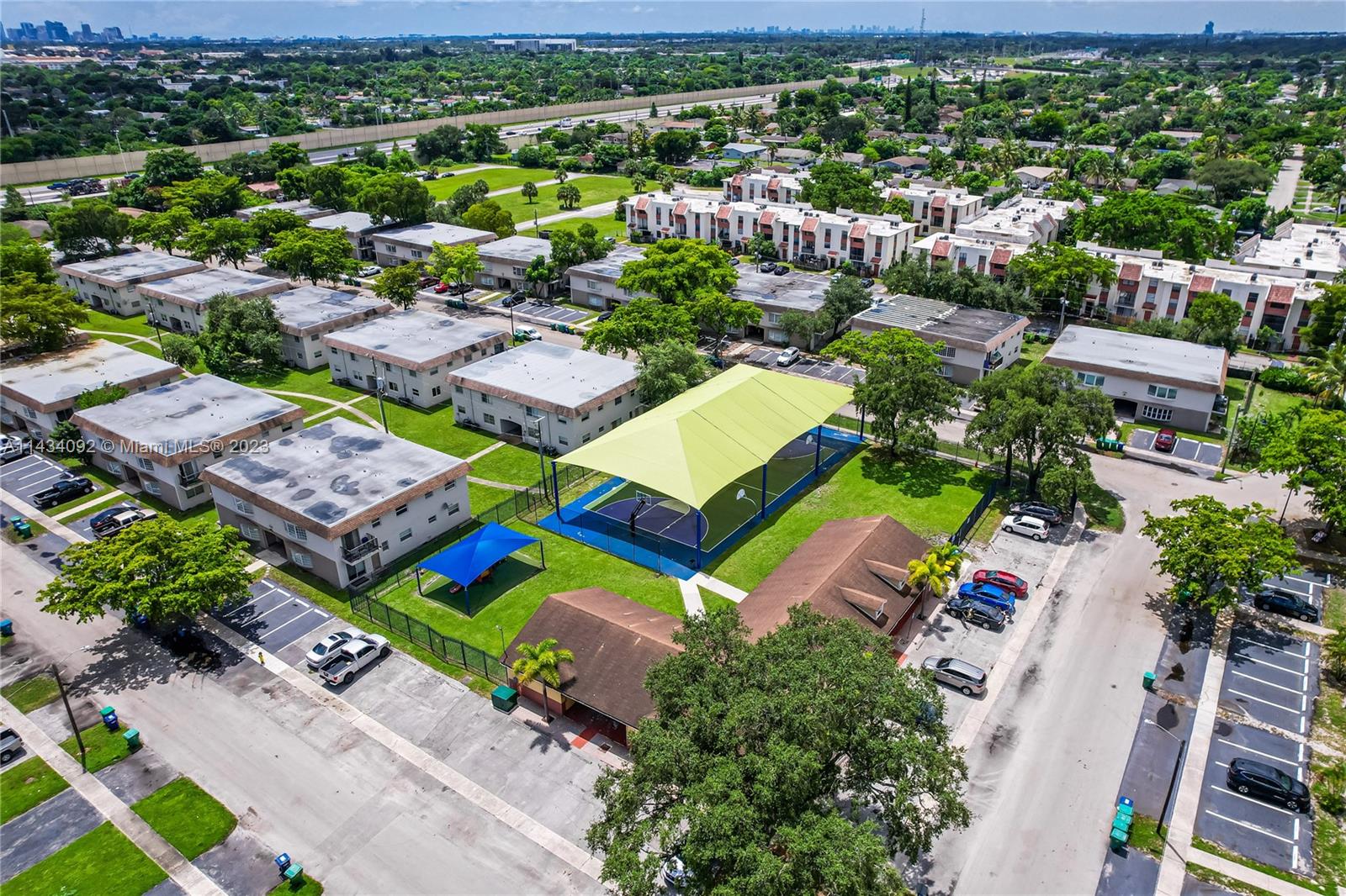 SUNSHINE VILLAS FIRST ADD - Residential Income