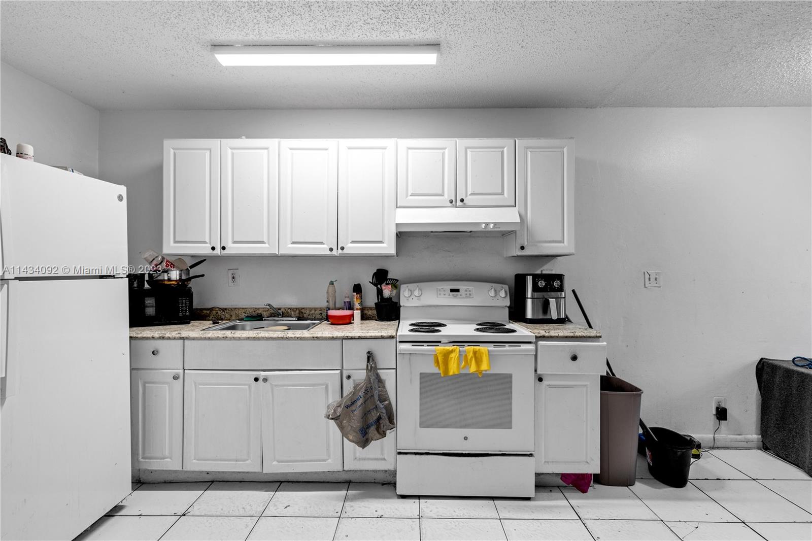 SUNSHINE VILLAS FIRST ADD - Residential Income